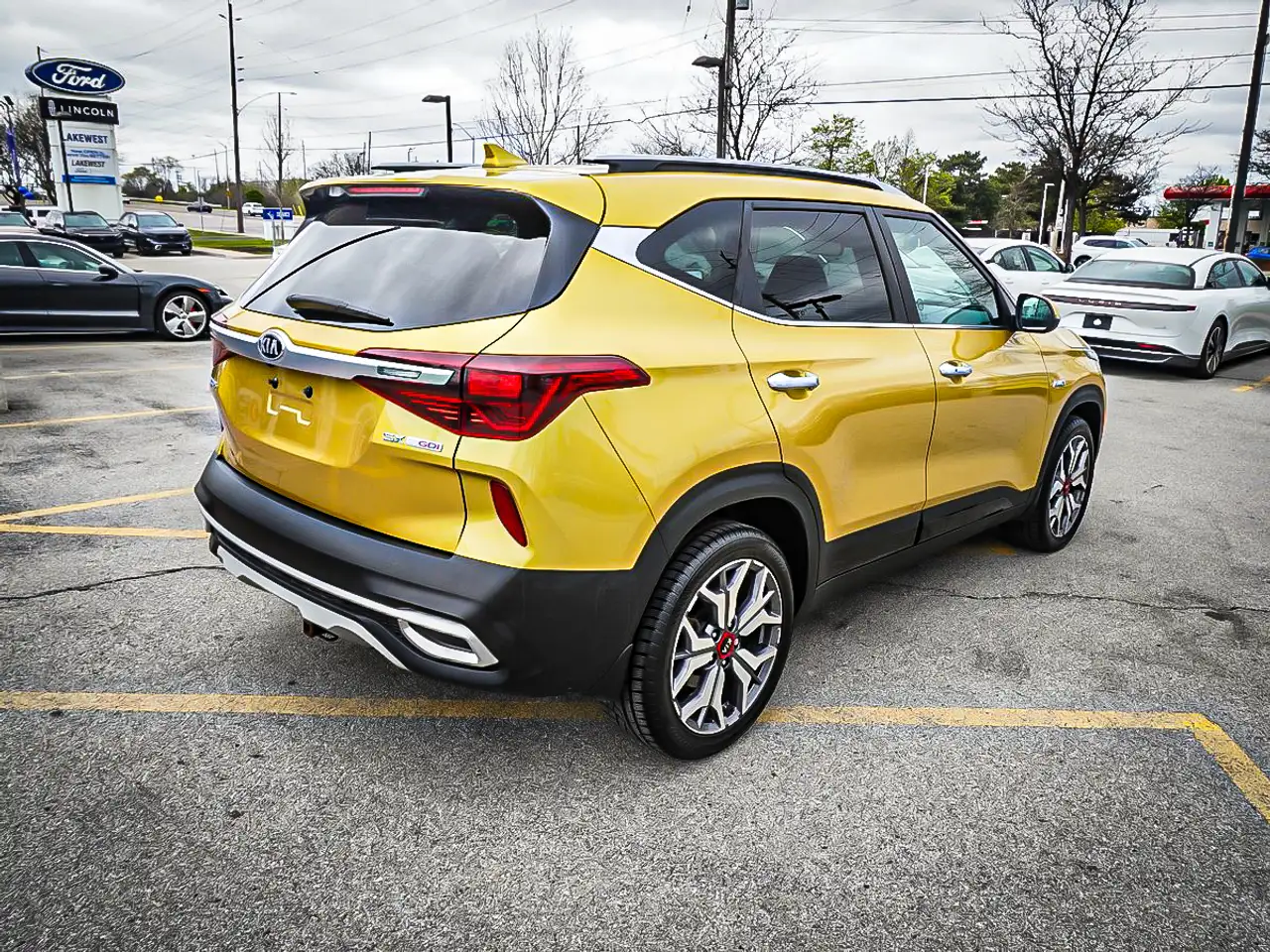 Kia Seltos снимка Kia Seltos