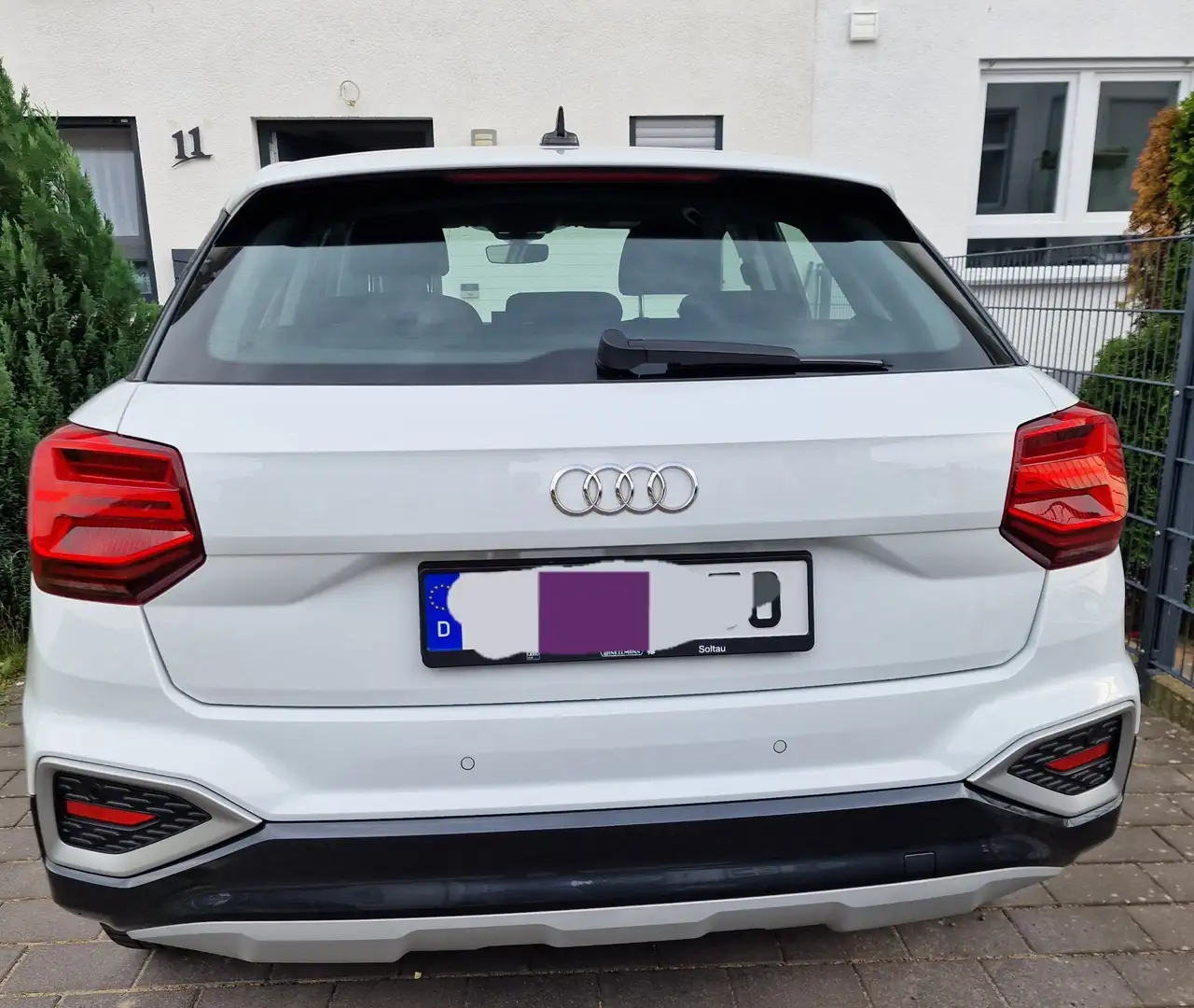 Audi Q2 35 TFSI advanced Weiß - 2