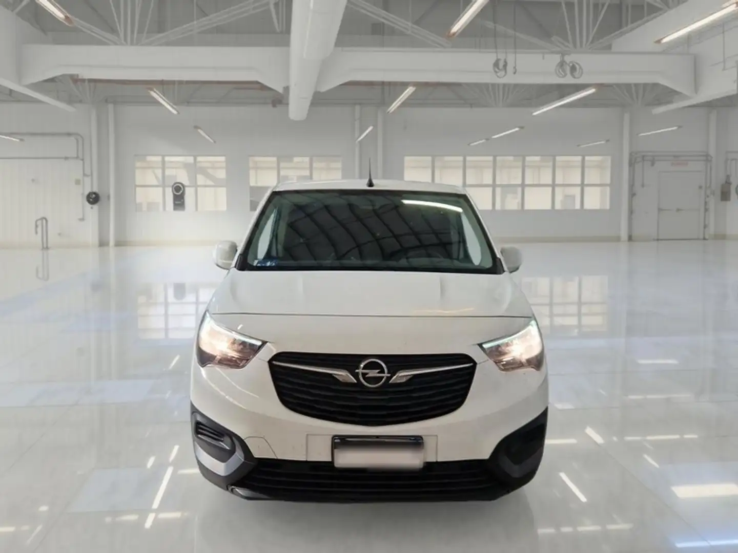 Opel Combo CARGO 1.5 Diesel 130cv Edition L2 950 Kg MT6 FURGONE 4 PORTE - 2