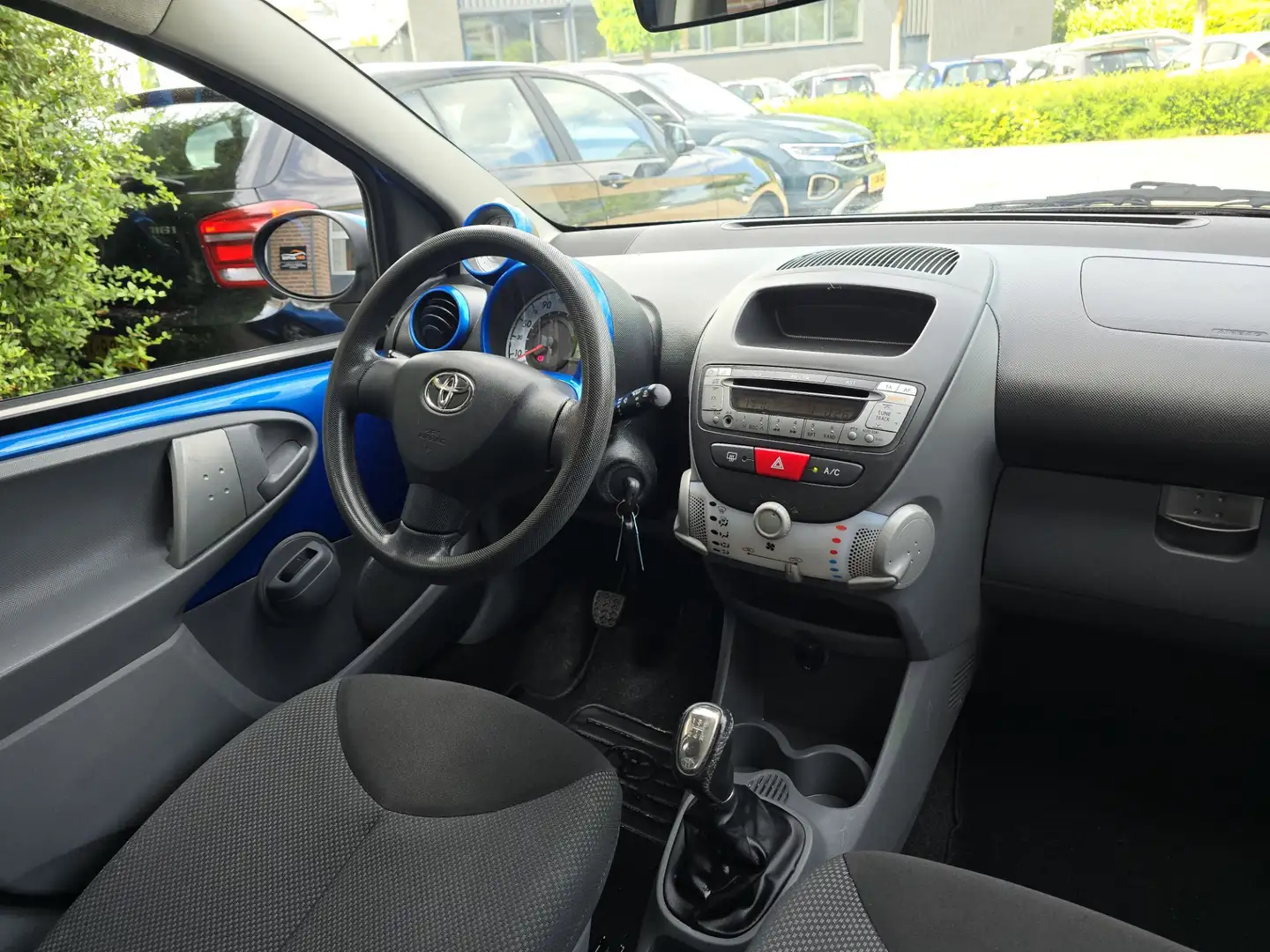 Toyota Aygo 1.0-12V Dynamic Blue Apk |Airco |5DR | C1 / 107 Blauw - 2