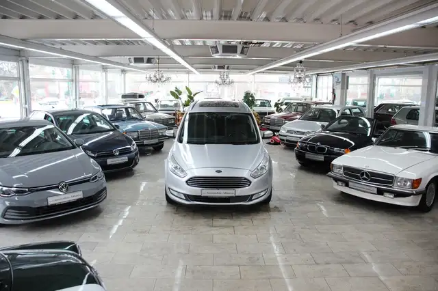 Ford Galaxy Titanium *Automatik/Vollleder*