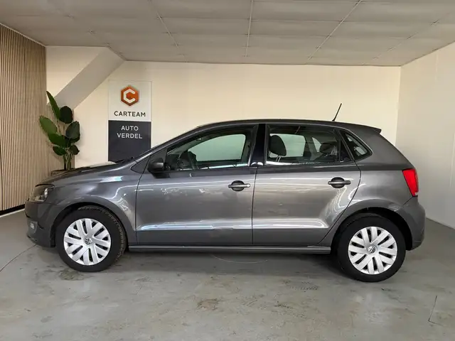 Volkswagen Polo view 5