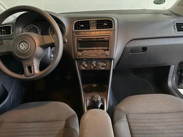 Volkswagen Polo view 15