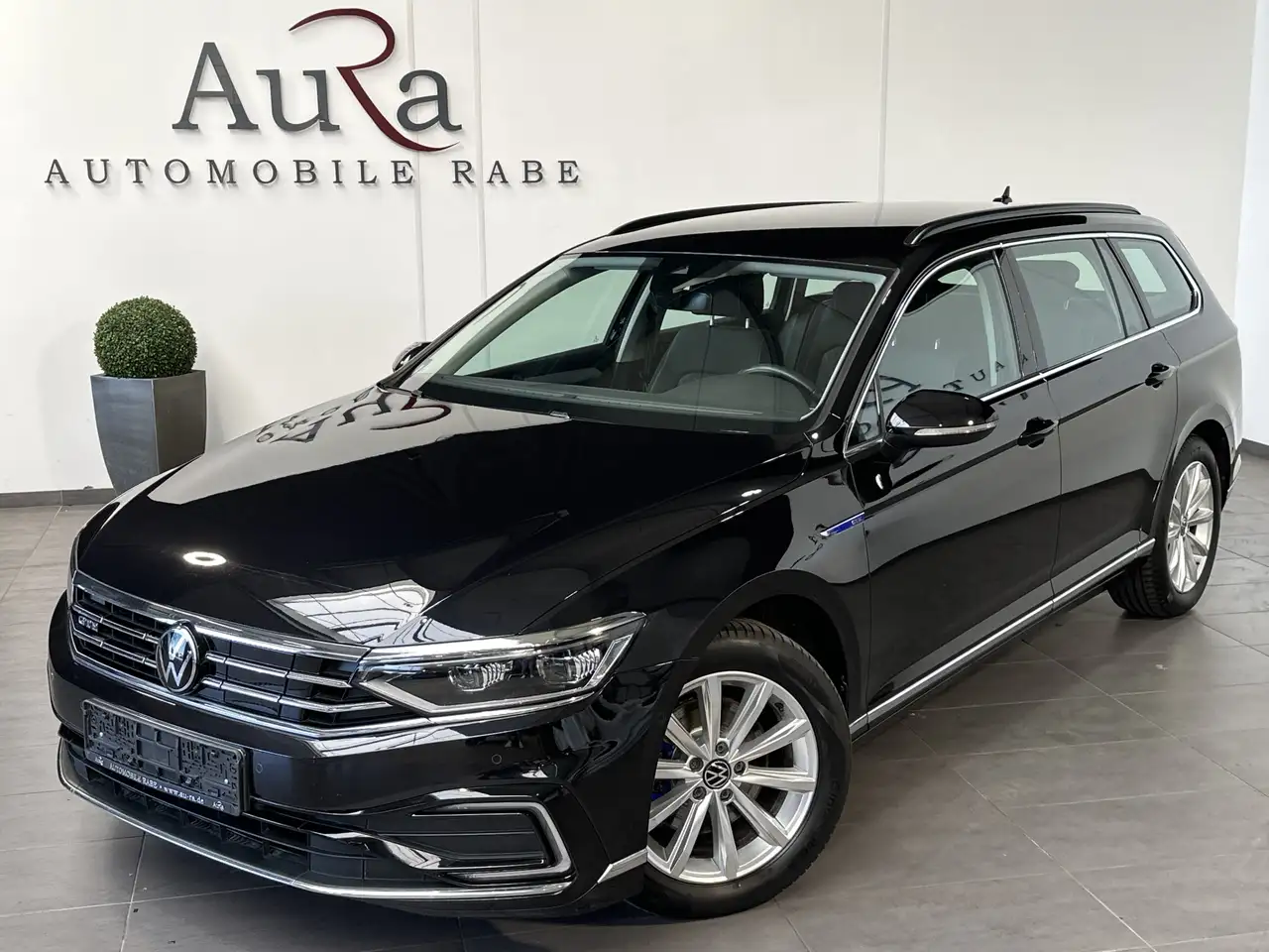 Volkswagen Passat Variant GTE NAV+IQ-LIGHT+AHK+KAMERA+17ZO 2
