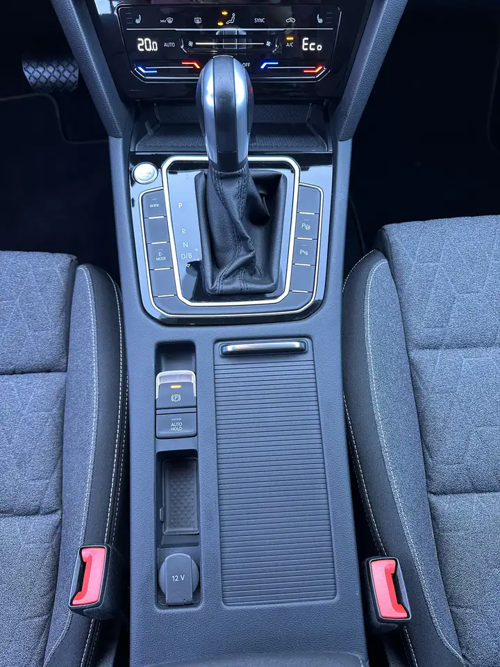 Volkswagen Passat Variant GTE NAV+IQ-LIGHT+AHK+KAMERA+17ZO 14