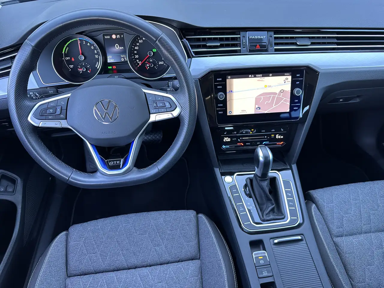 Volkswagen Passat Variant GTE NAV+IQ-LIGHT+AHK+KAMERA+17ZO 12