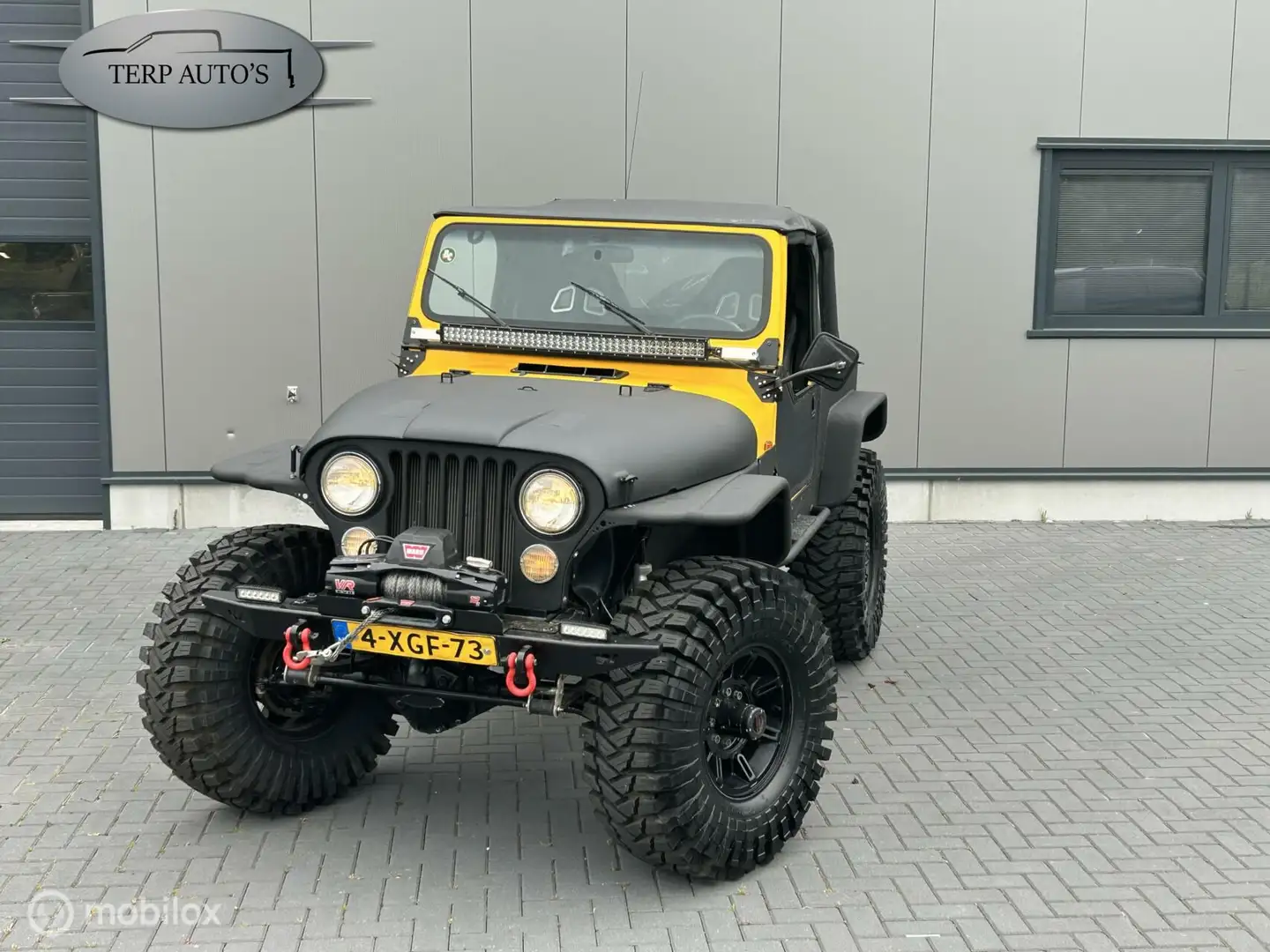 Jeep Wrangler 4.0i Terrein Beul 40 inch |Apk tot Mei 2027 Geel - 1