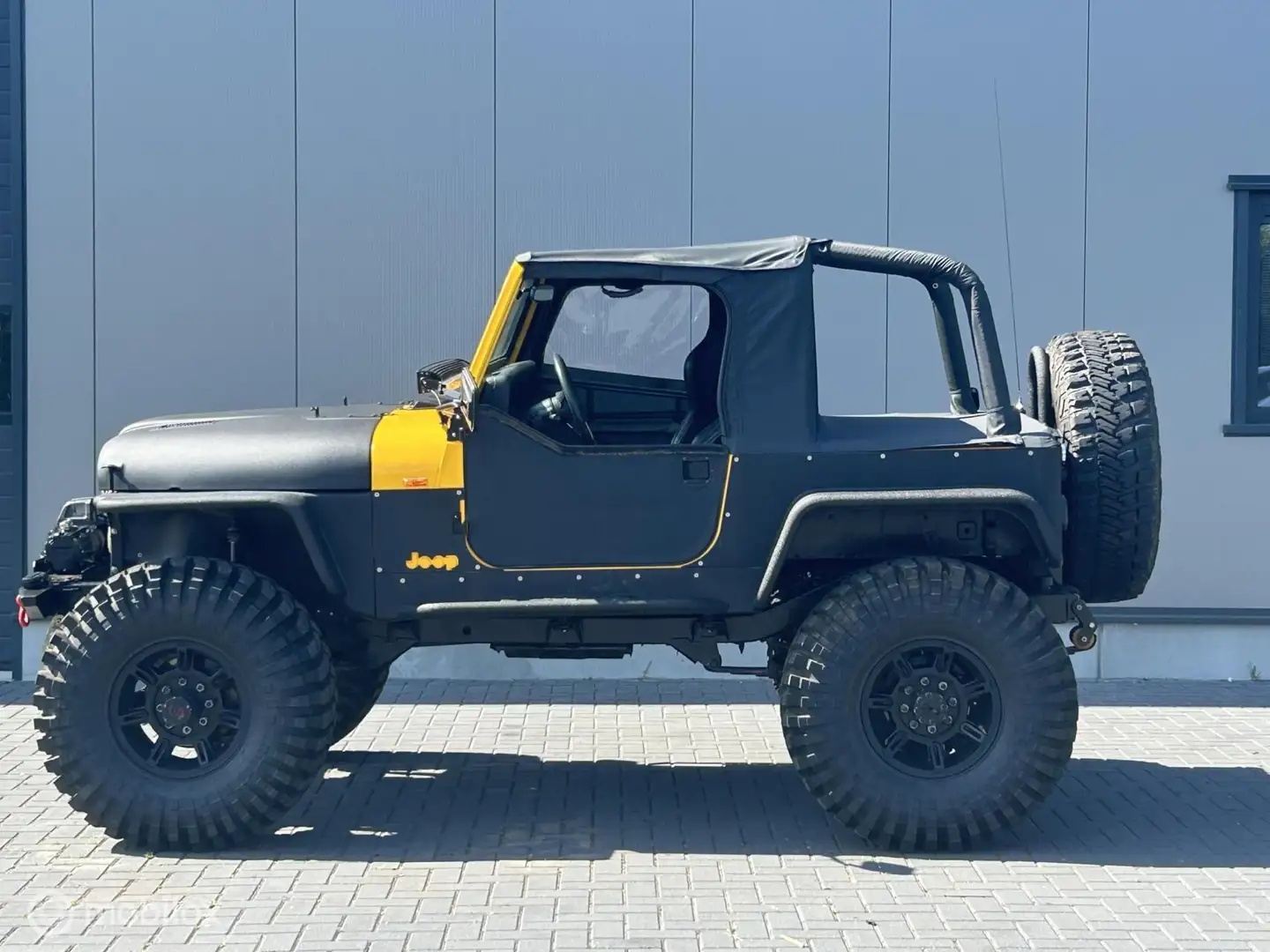 Jeep Wrangler 4.0i Terrein Beul 40 inch |Apk tot Mei 2027 Geel - 2