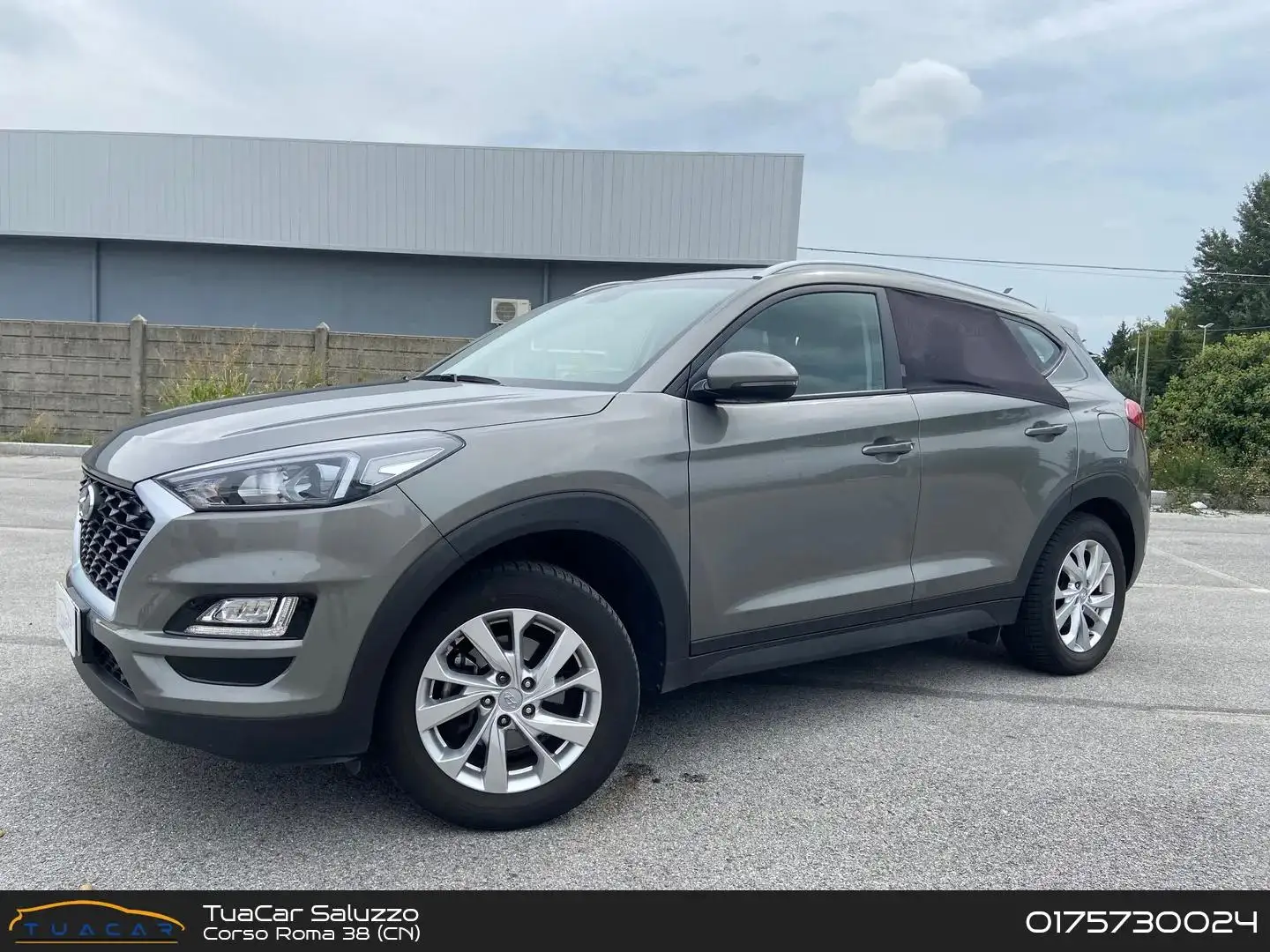 Hyundai TUCSON Hyundai Tucson 1.6 CRDi Xprime Gris - 1