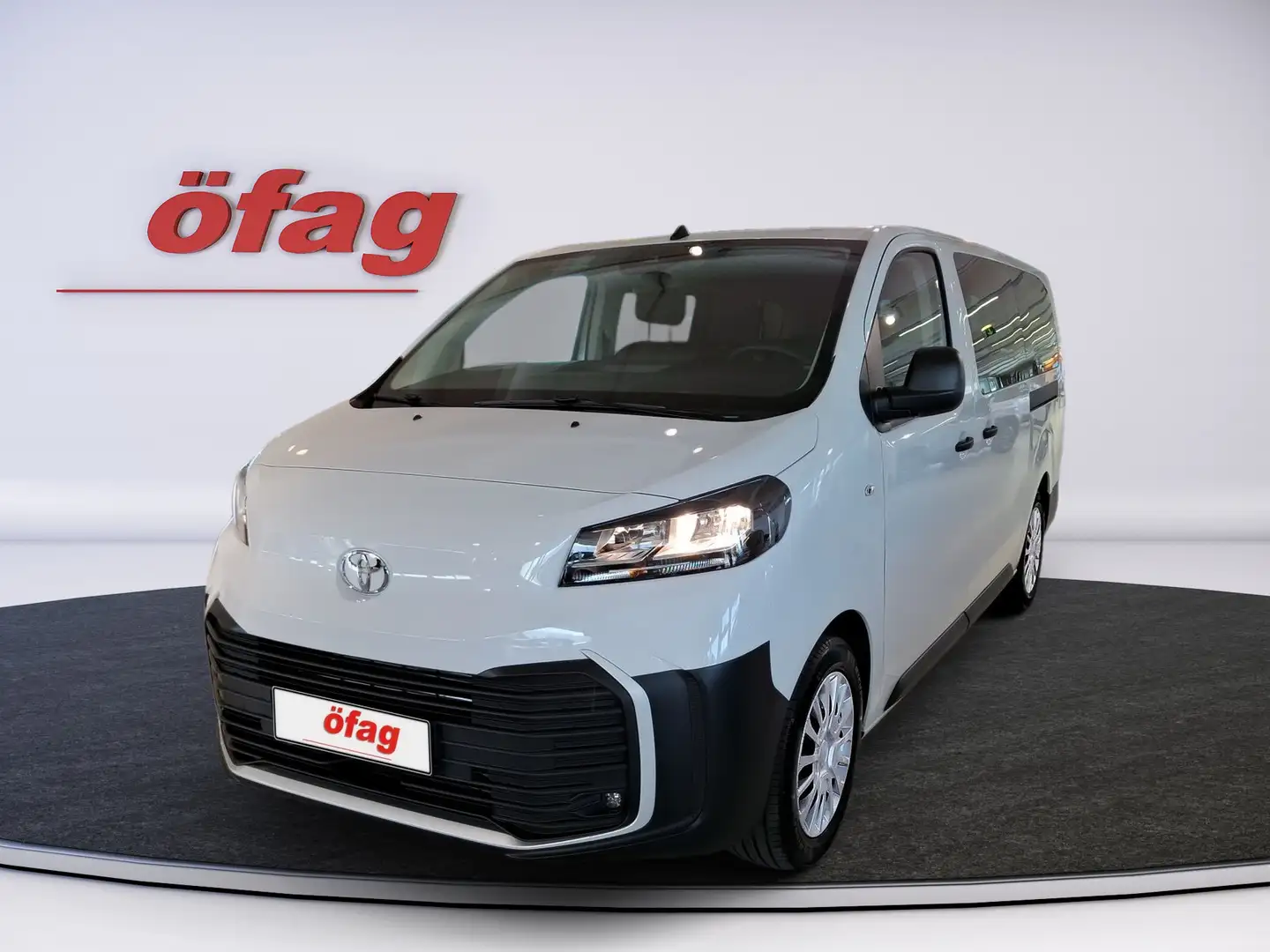 Toyota Proace Verso 2.0 D-4D 145 L2 9-Sitz. Shuttle Blau - 2
