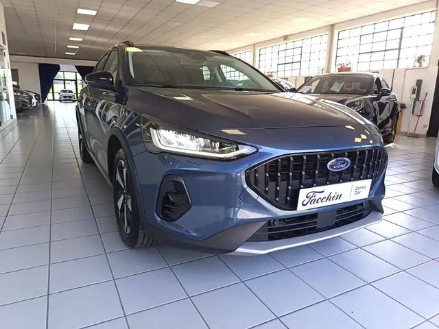 Ford Focus view 8