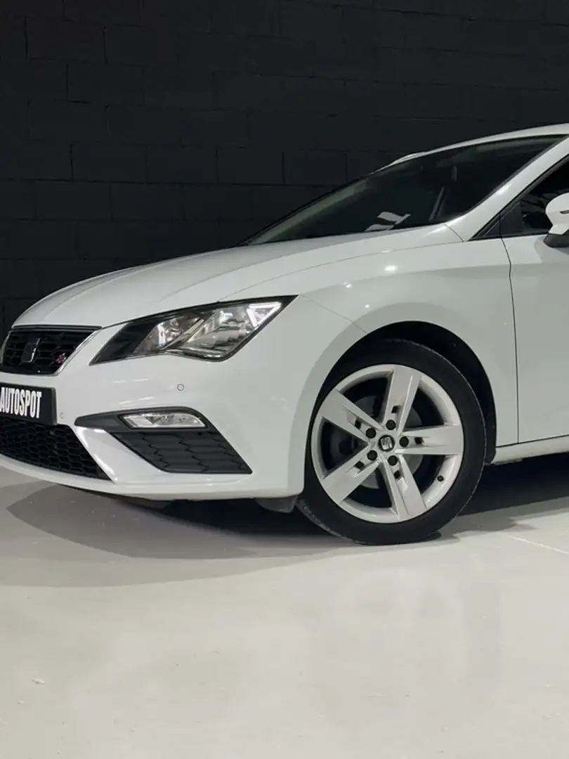 SEAT Leon ST 1.5 EcoTSI 110kW (150CV) DSG-7 S&S FR Blanco - 2
