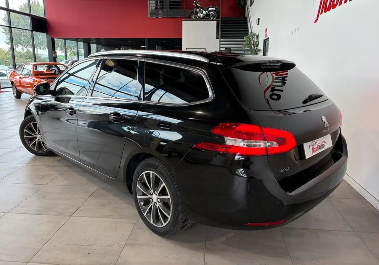 Peugeot 308 308 SW — photo 3