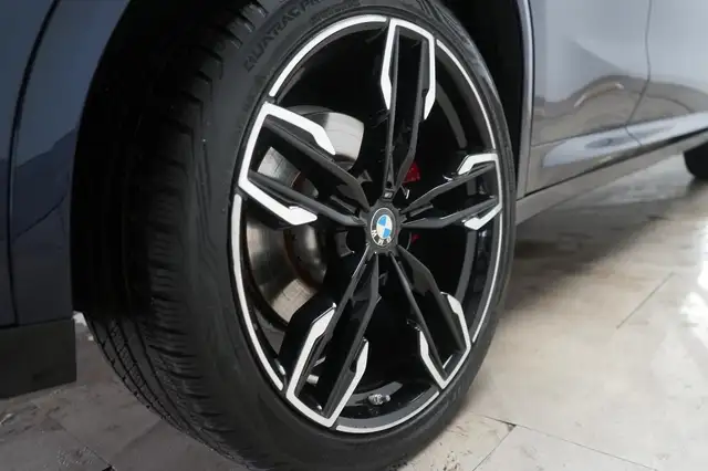 BMW X4 M view 15