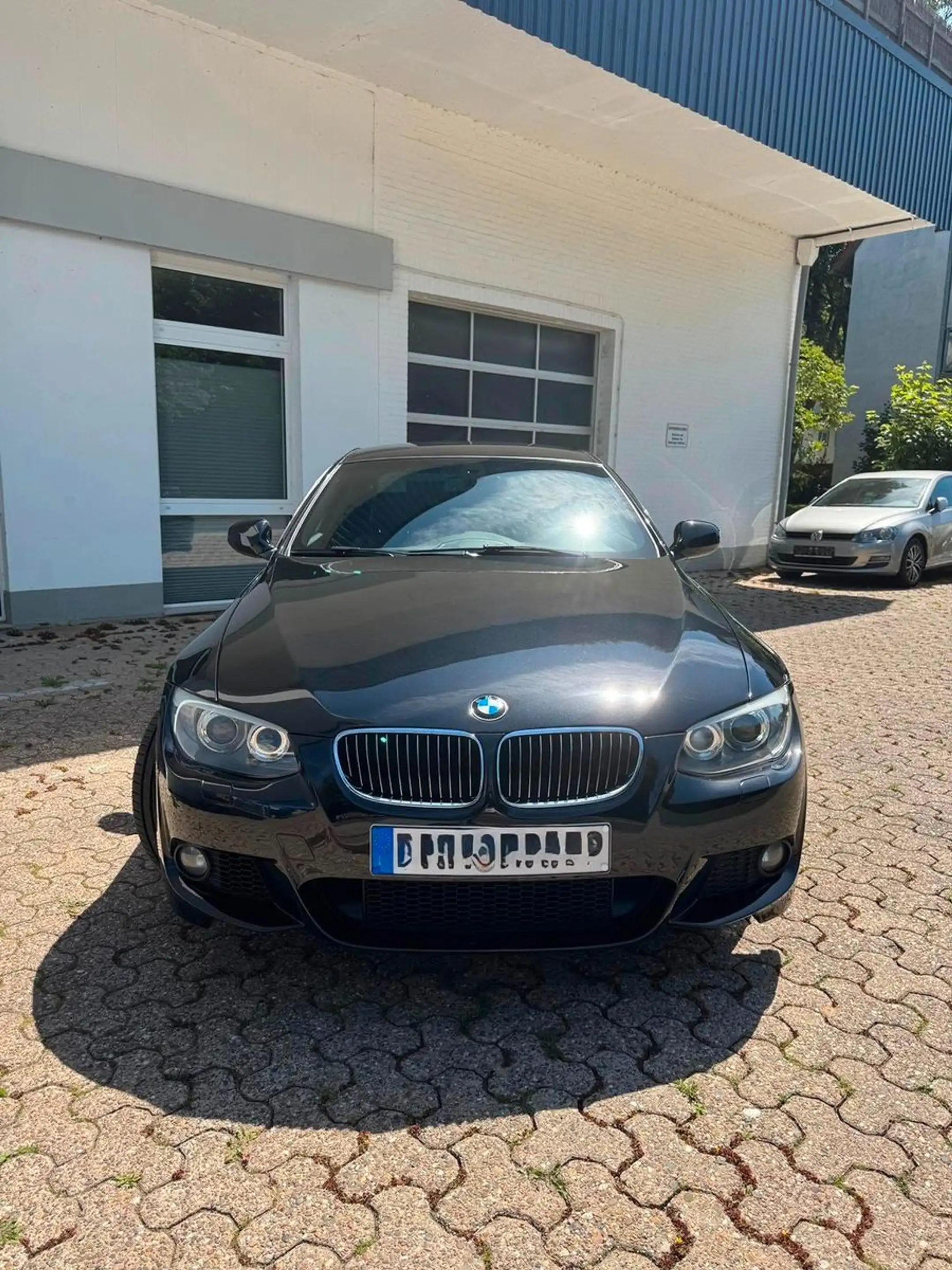 BMW 325 d Coupe M Paket Navi Leder LED PDC TOP! — photo 9