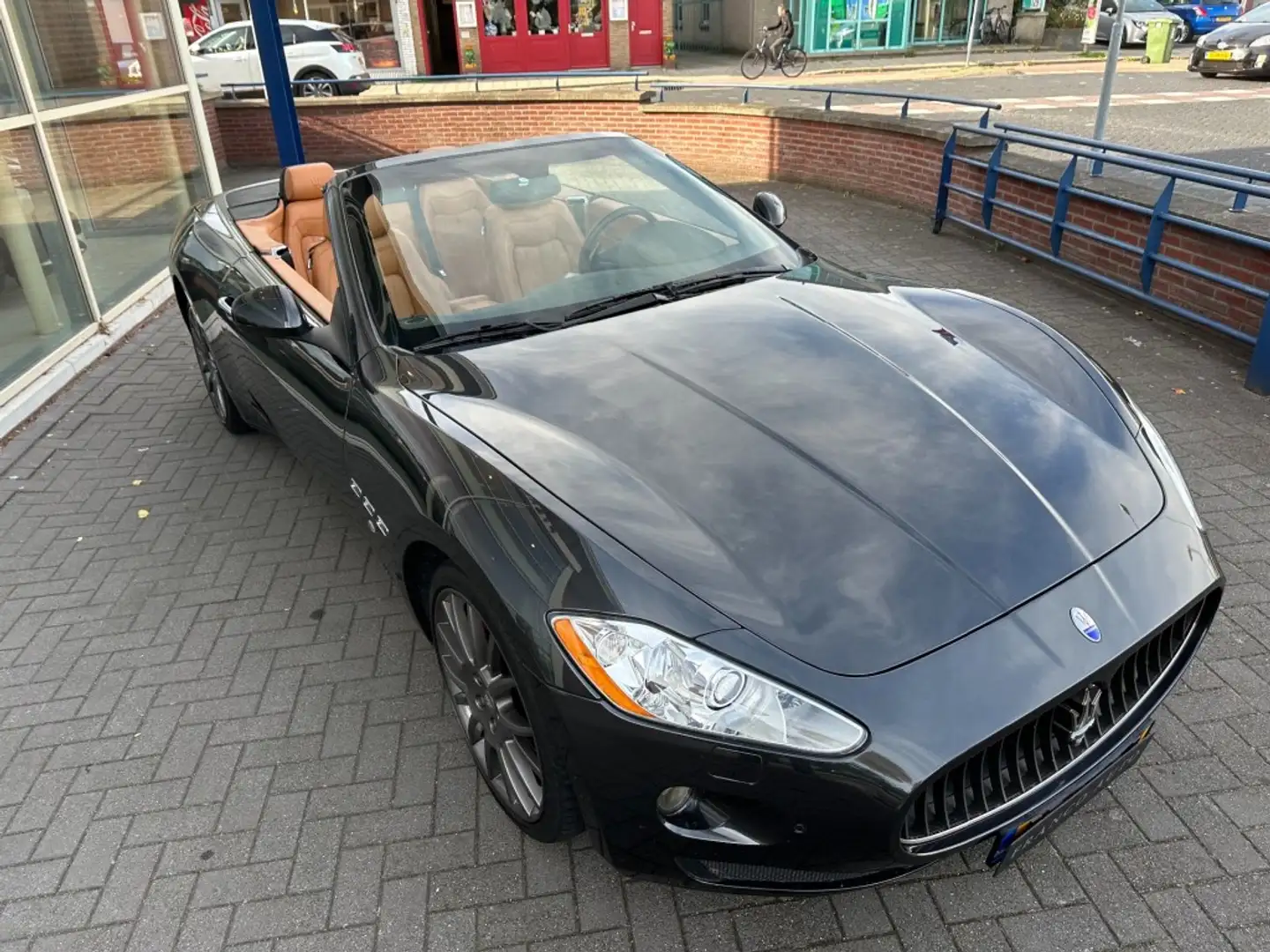 Maserati GranCabrio 4.7 Gris - 2