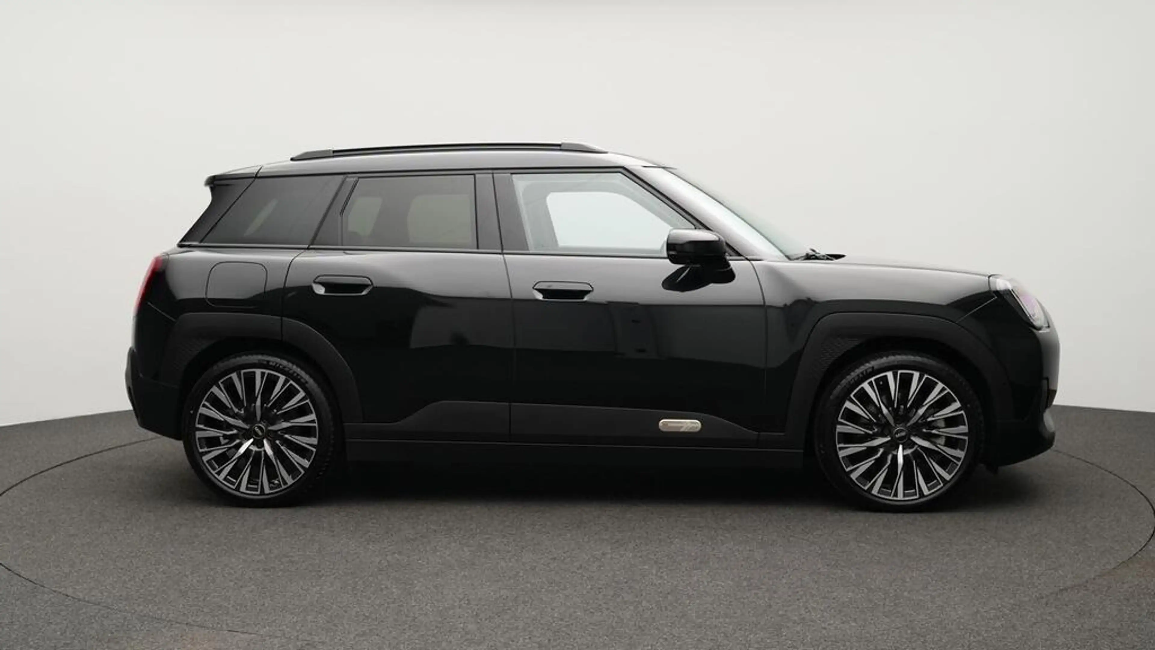 MINI Aceman Classic Trim — photo 2