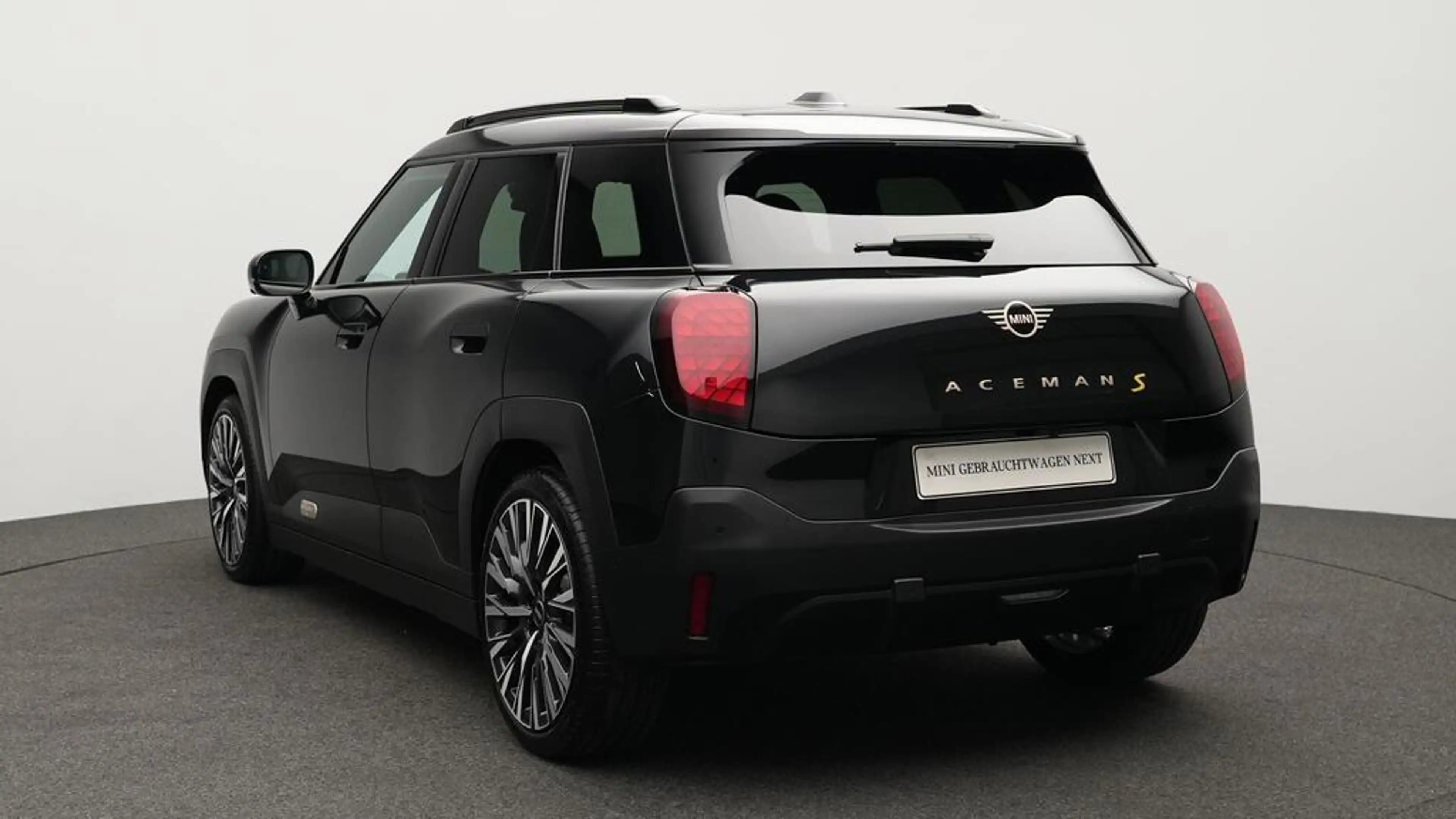 MINI Aceman Classic Trim — photo 4