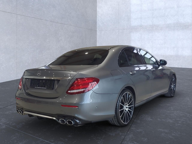 Mercedes-Benz E 53 AMG 4Matic+ Sportpaket Bluetooth LED — photo 4