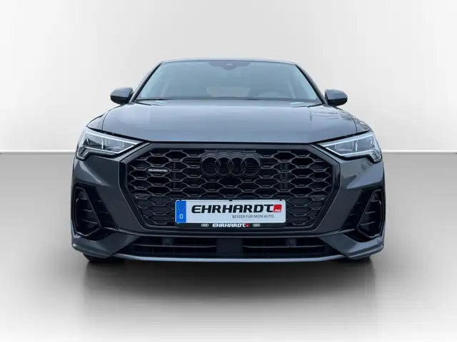 Audi Q3 view 2