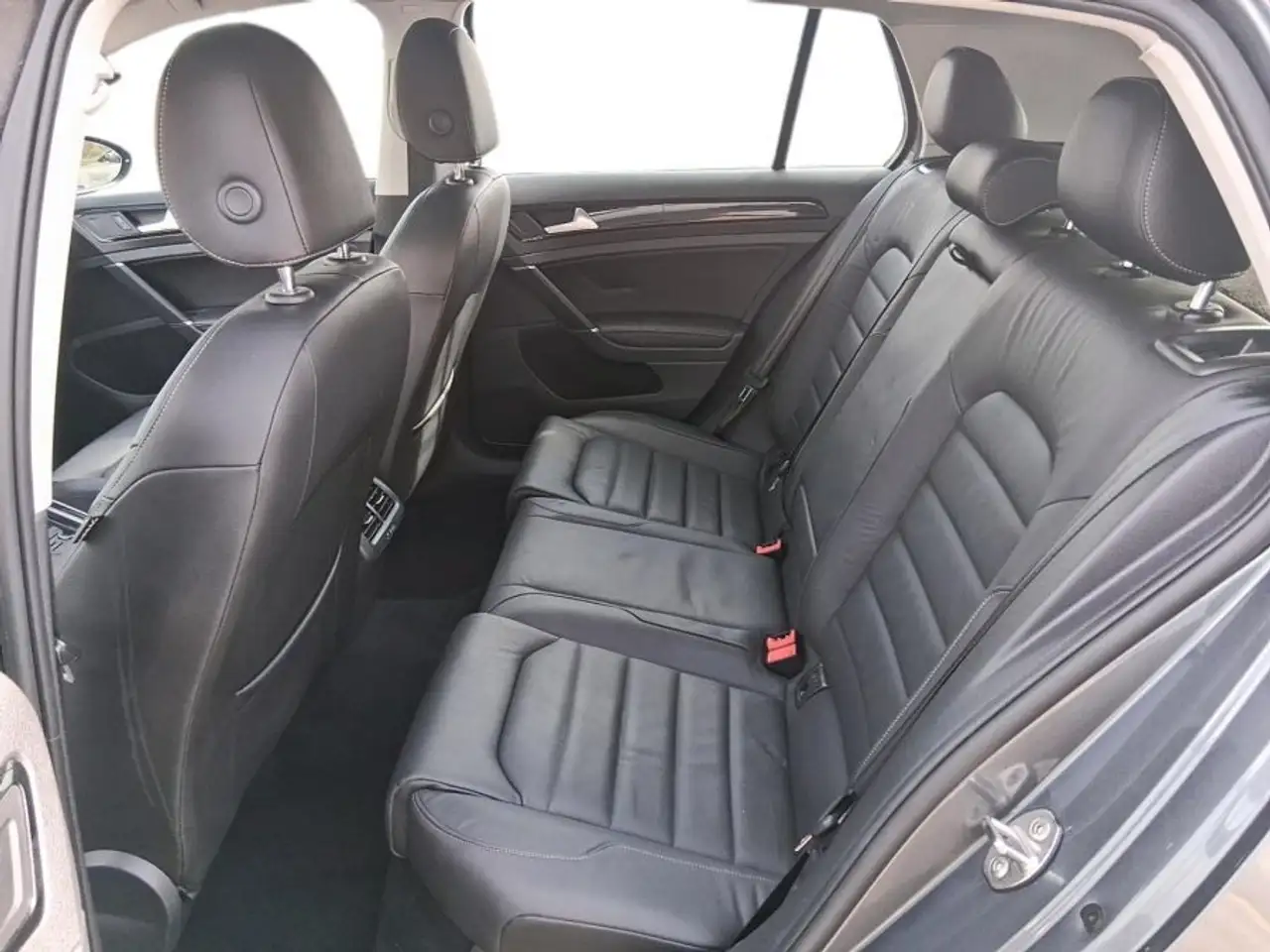 Volkswagen Golf снимка Volkswagen Golf