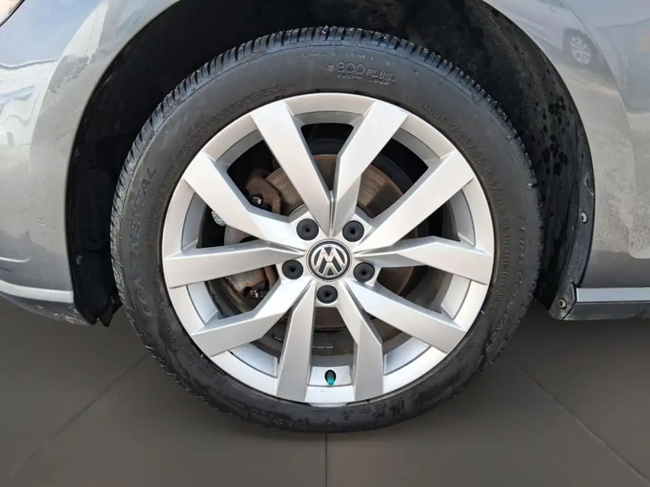 Volkswagen Golf снимка Volkswagen Golf