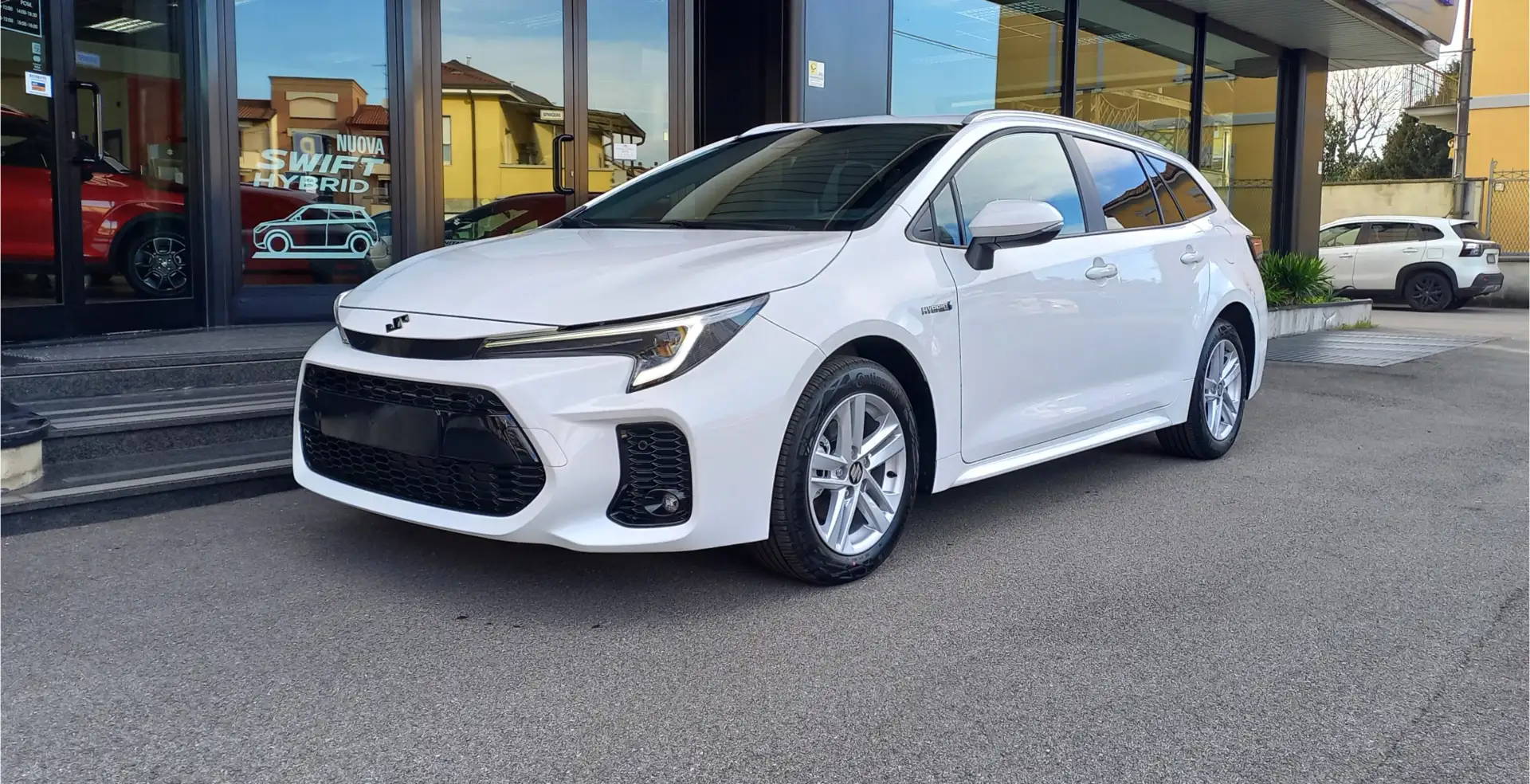 Suzuki Swace 1.8 Hybrid E-CVT 2WD Top Pronta Consegna Alb - 1