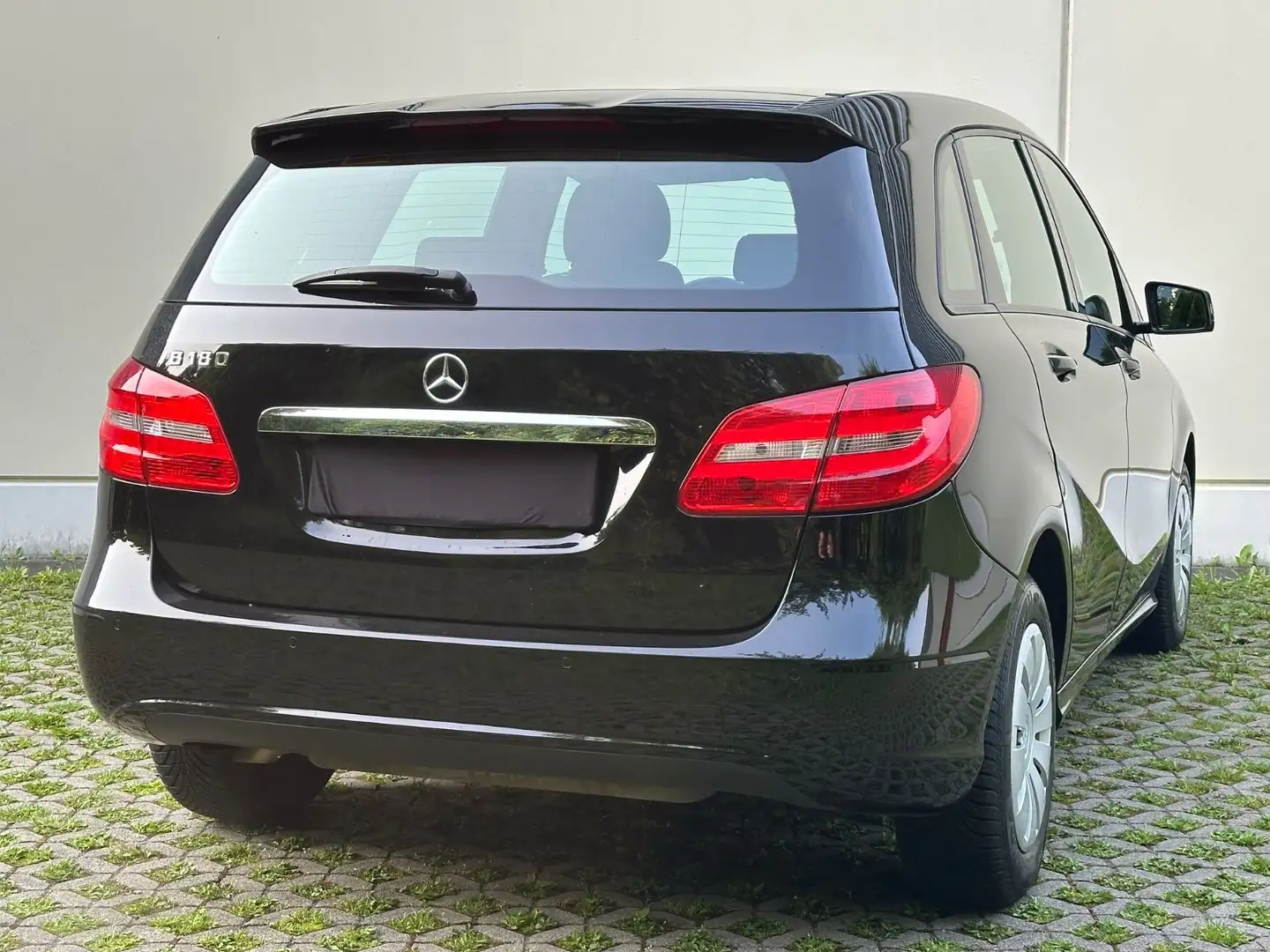 Mercedes-Benz B 180 | Navi | PDC | Noir - 2