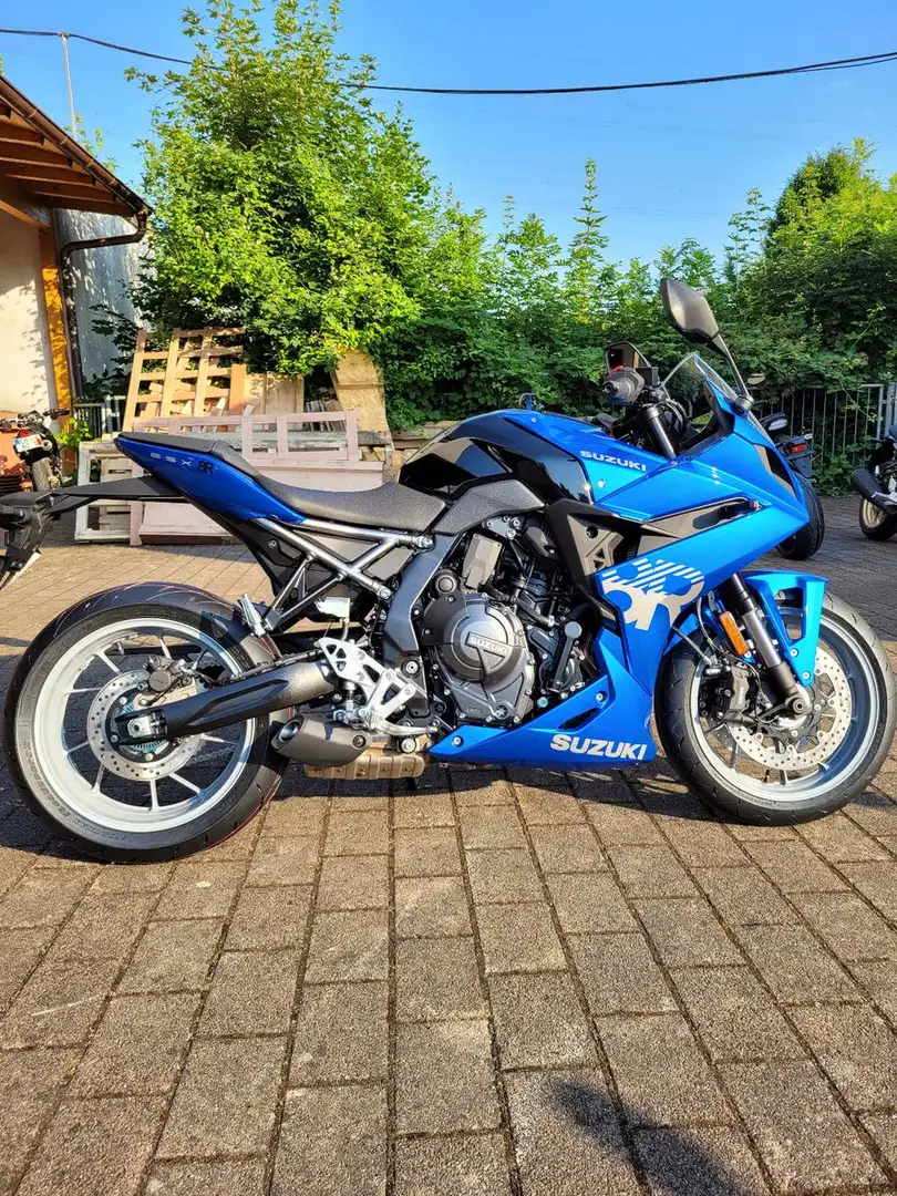 Suzuki GSX 8R A2" - 1
