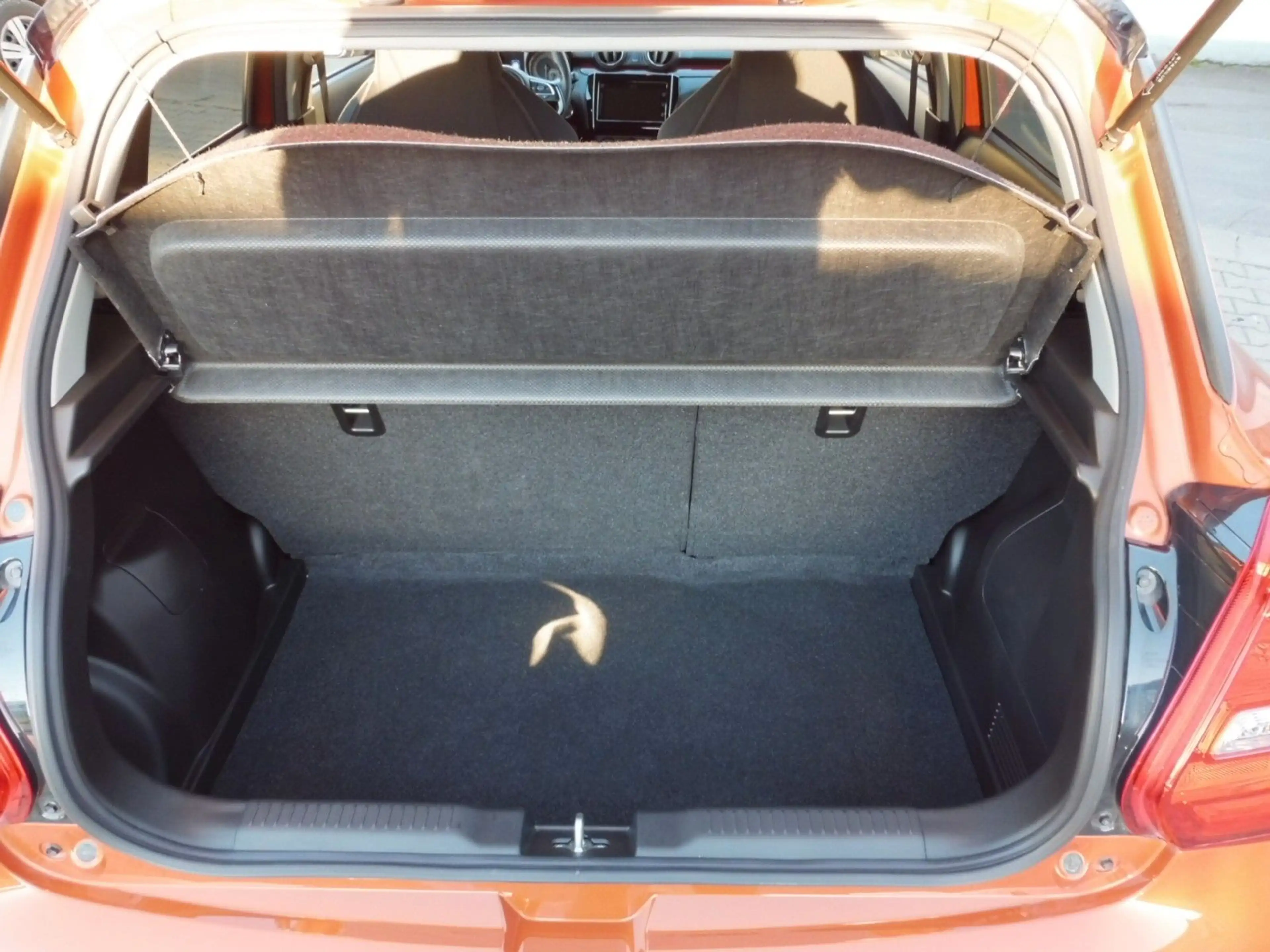 Suzuki Swift Sport — photo 22