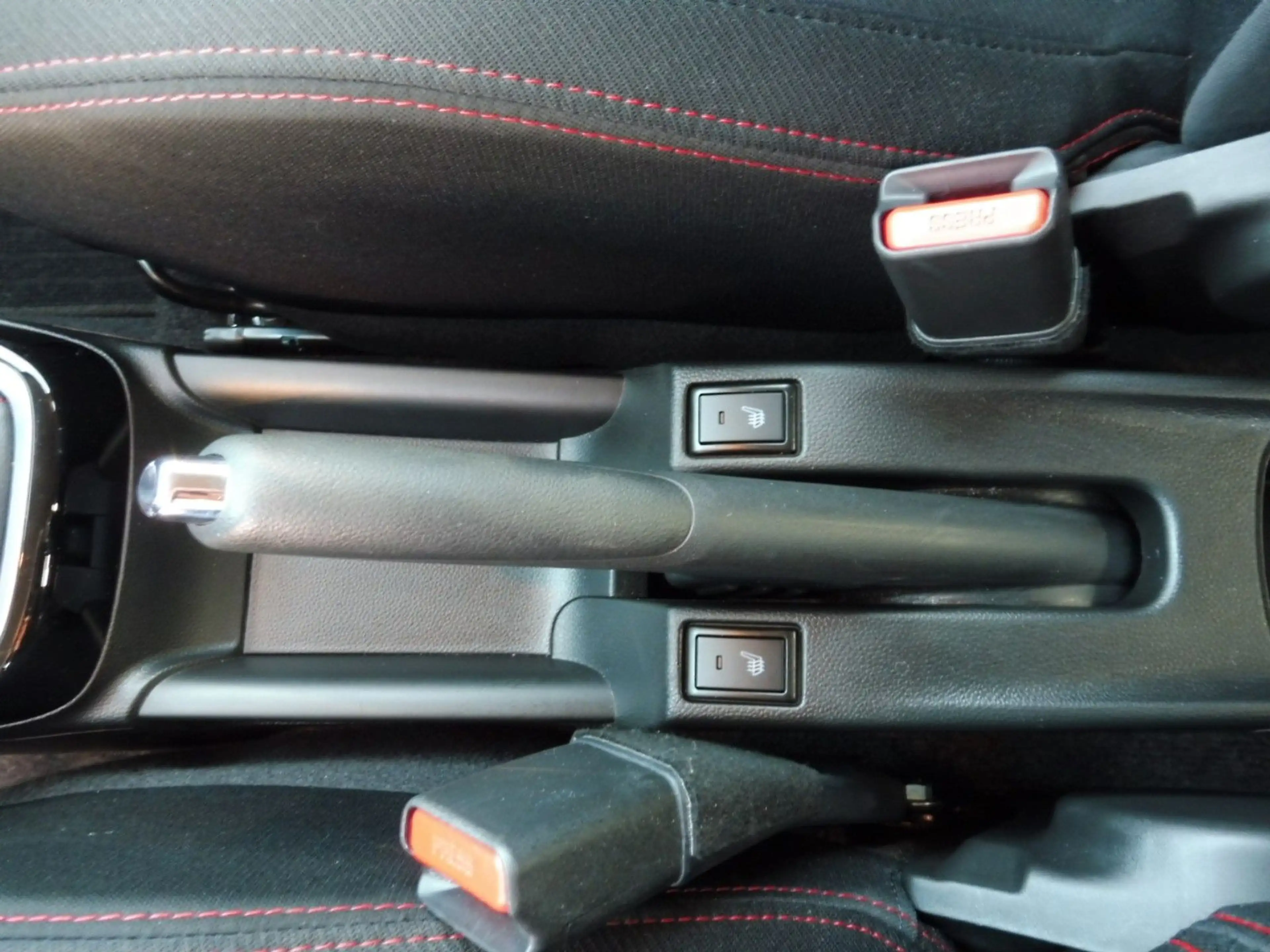 Suzuki Swift Sport — photo 20