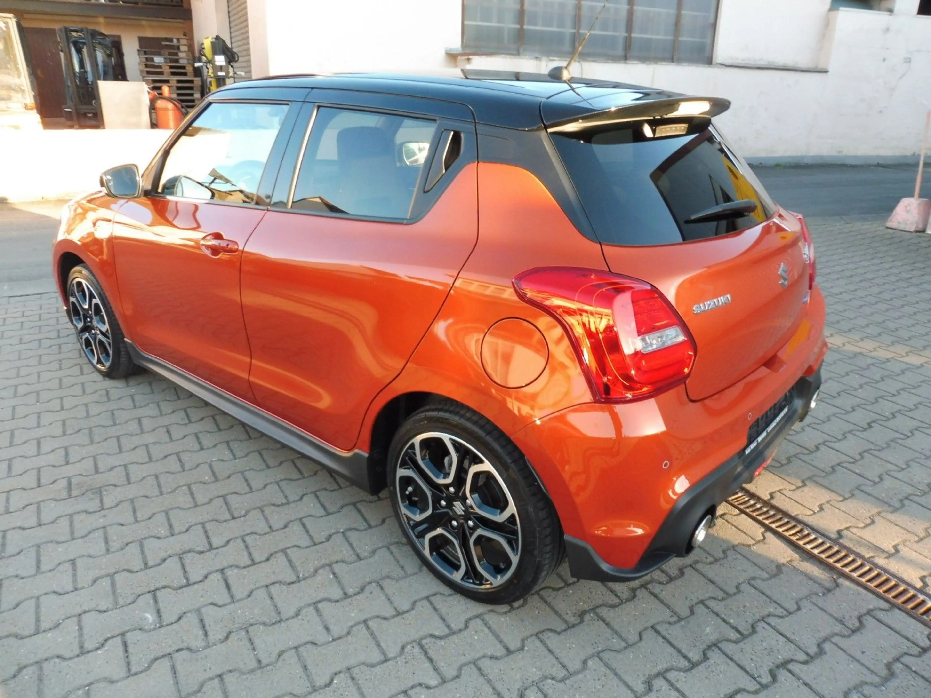 Suzuki Swift Sport — photo 3
