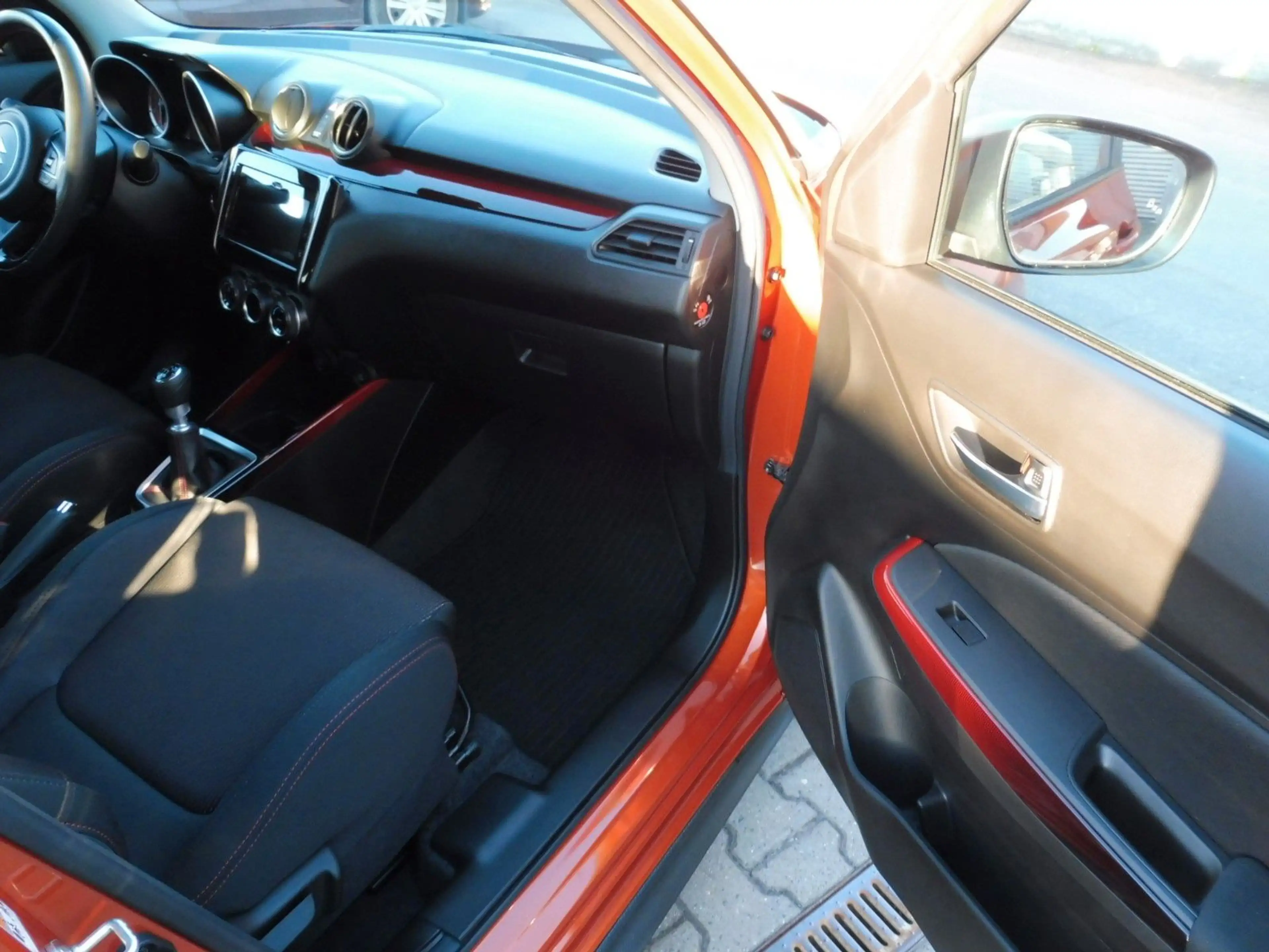 Suzuki Swift Sport — photo 24