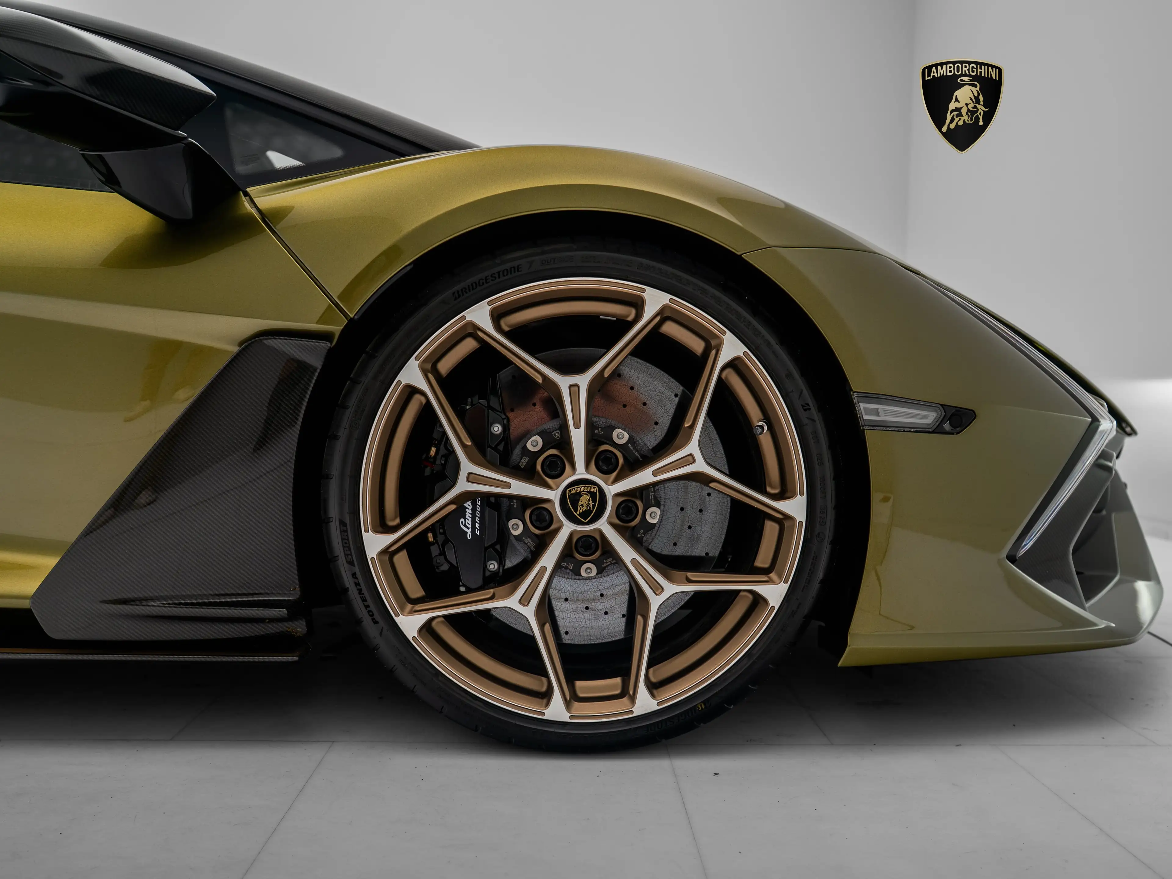 Lamborghini Revuelto Lamborghini Hamburg I Ad Personam — photo 9