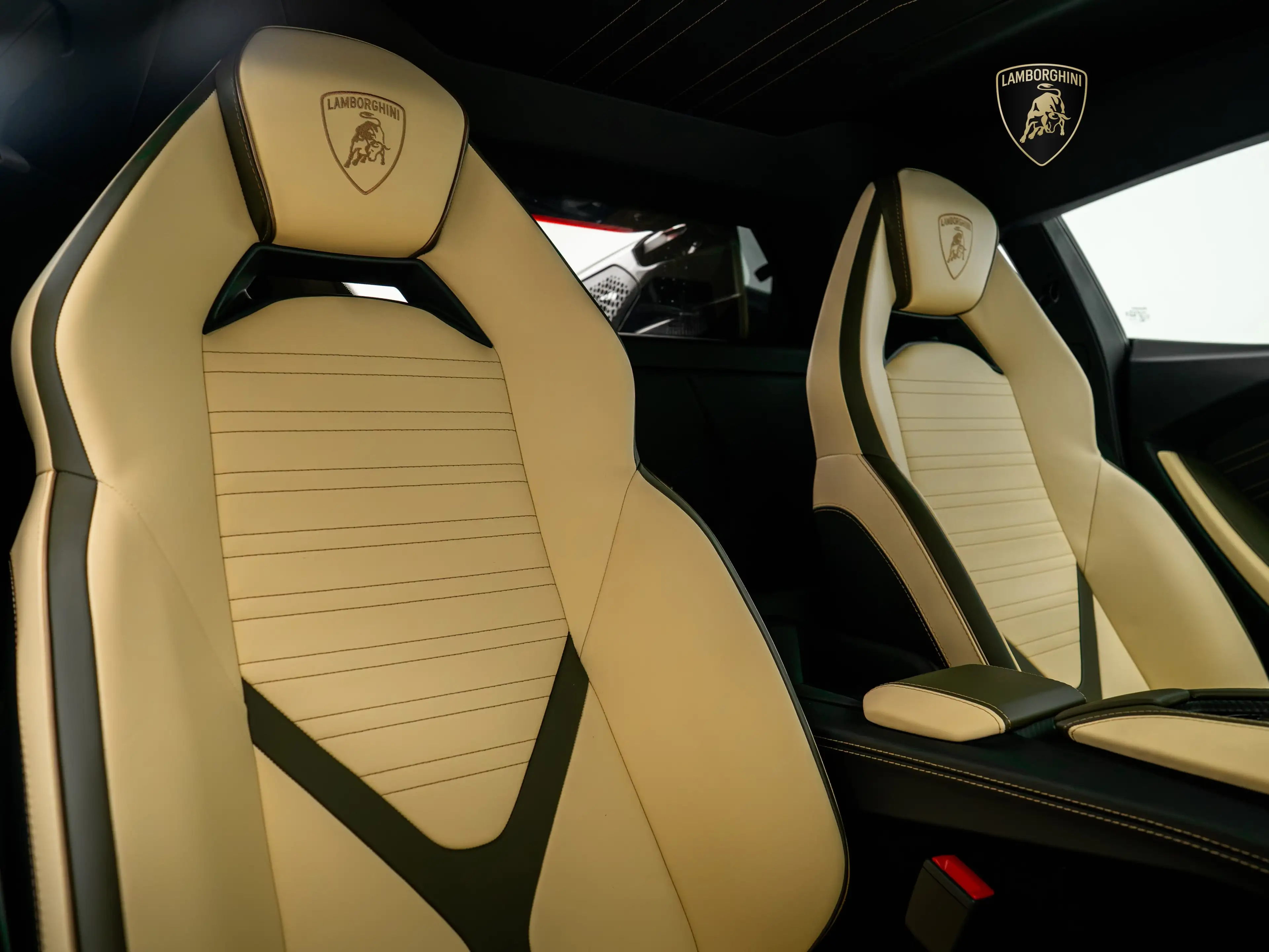 Lamborghini Revuelto Lamborghini Hamburg I Ad Personam — photo 12