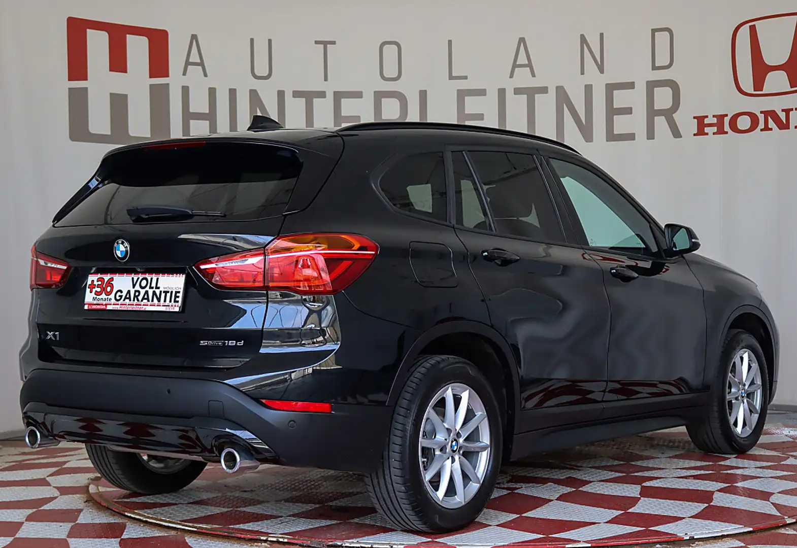 BMW X1 sDrive18d Advantage KAMERA NAVI PDC Schwarz - 2