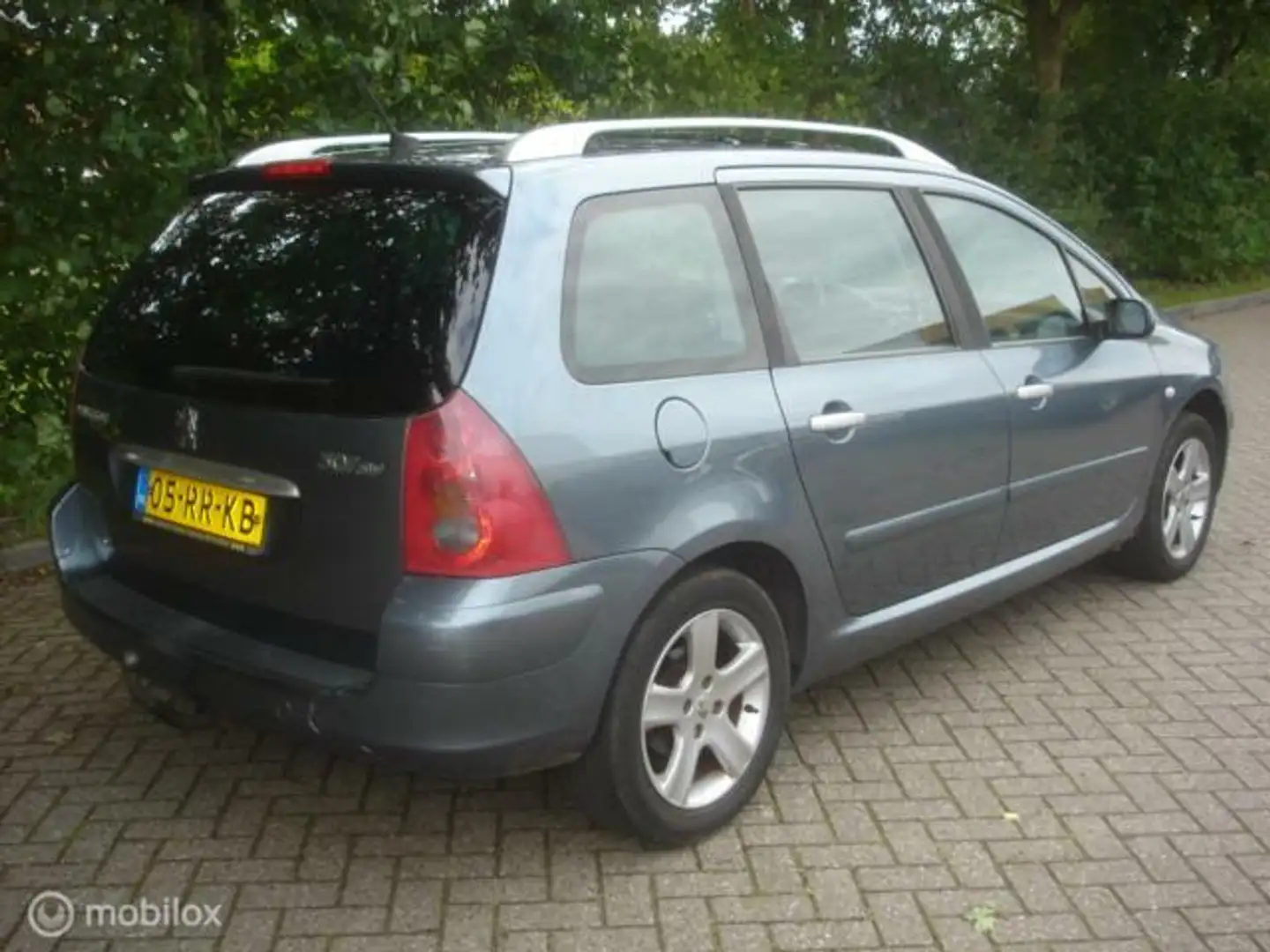 Peugeot 307 SW 2.0 16V Automaat cruise. airco APK 11-5-2026 Grey - 2