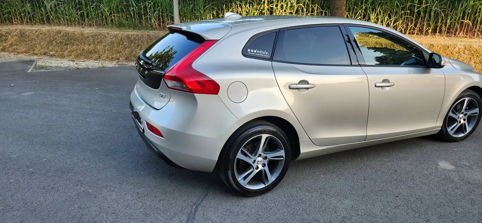 Volvo V40 V40 D2 Kinetic Kinetic Beige - 2