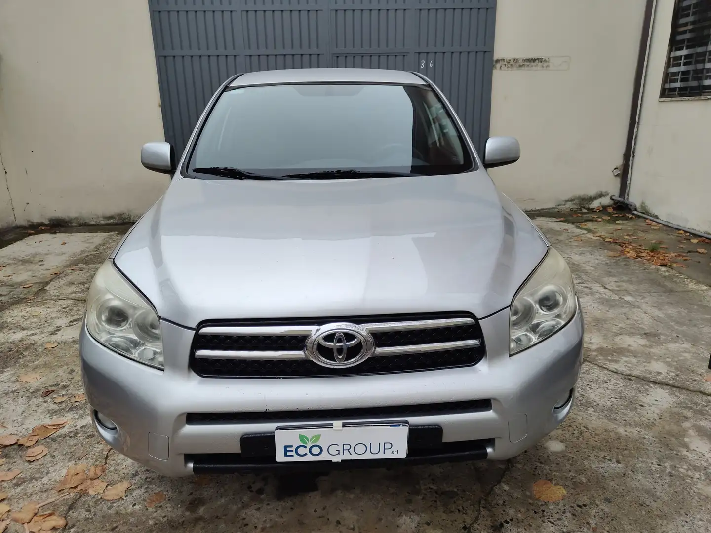 Toyota RAV 4 RAV4 2.2 d-4d 136cv dpf Gris - 1
