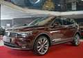 Volkswagen Tiguan Highline 4MotionDSG AHK ACC Pano KeyLess Rood - thumbnail 3