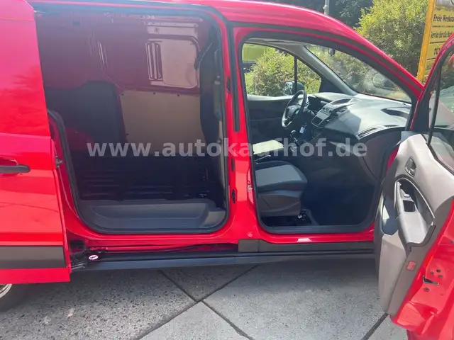 Ford Transit Connect view 9