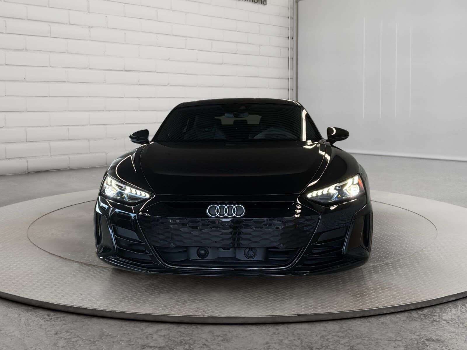 2023 Audi RS e-tron GT | PANORAMIC GLASS ROOF (FIXED) | 47J - 2110-SPOKE — photo 1