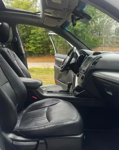 Kia Sorento view 14