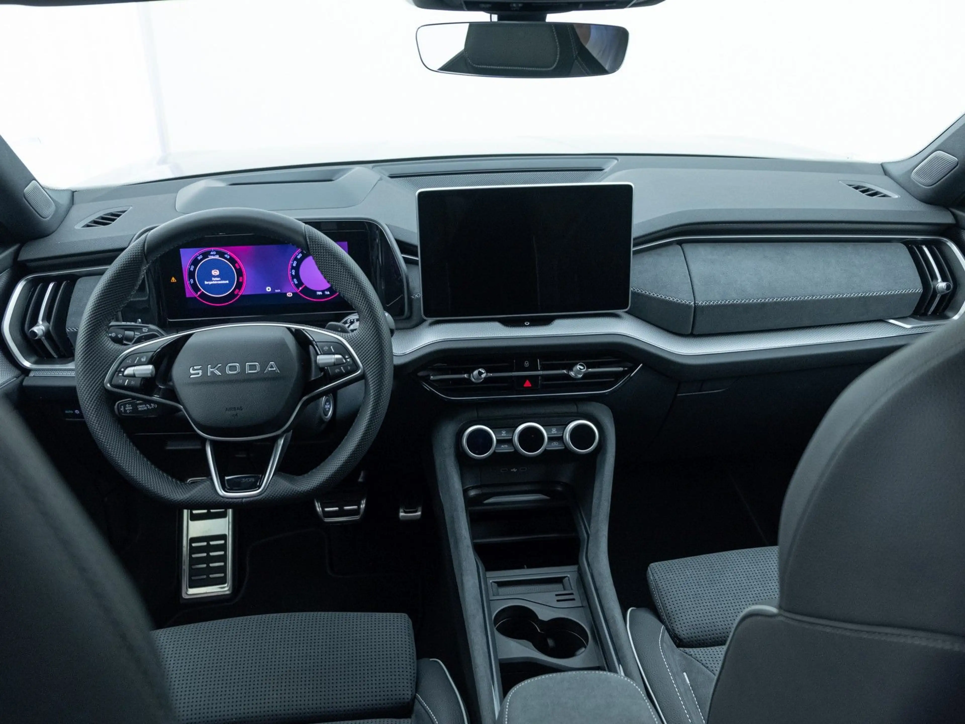 Skoda Kodiaq 2.0 TDI Sportline DSG*AHK*STHZG*HUD*ACC*N — photo 14