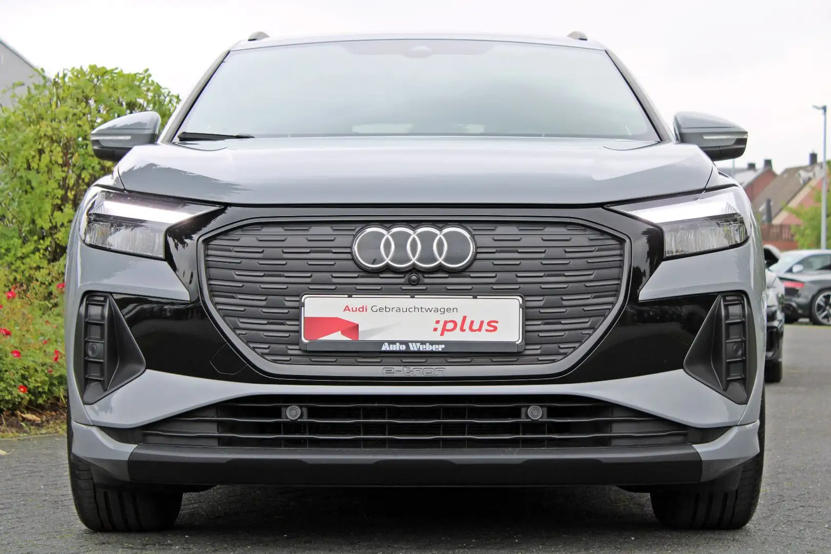 Audi Q4 e-tron 40 S LINE SONOS HuD NAV+ Grau - 2