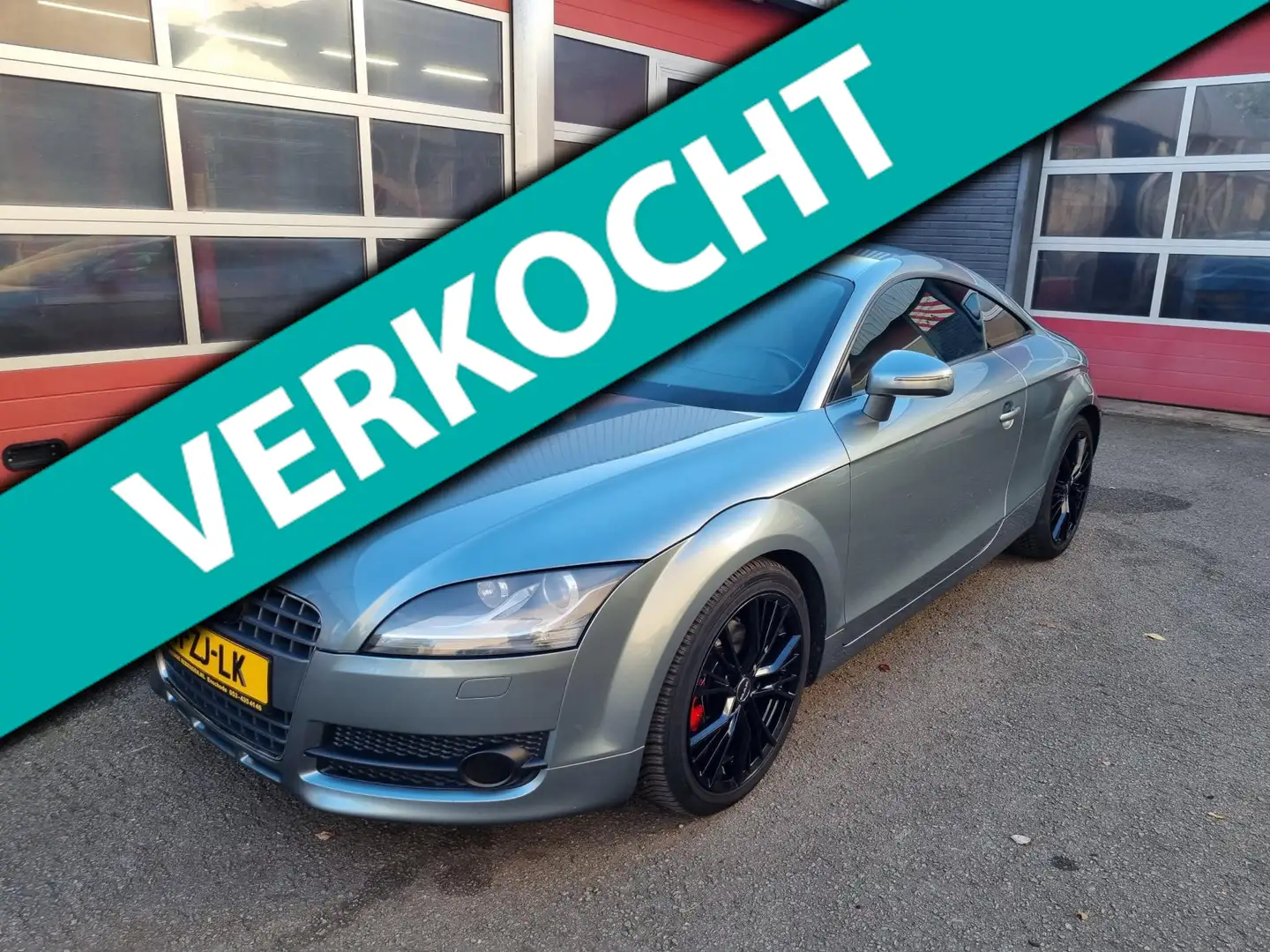 Audi TT 2.0 TFSI S-line Grijs - 1