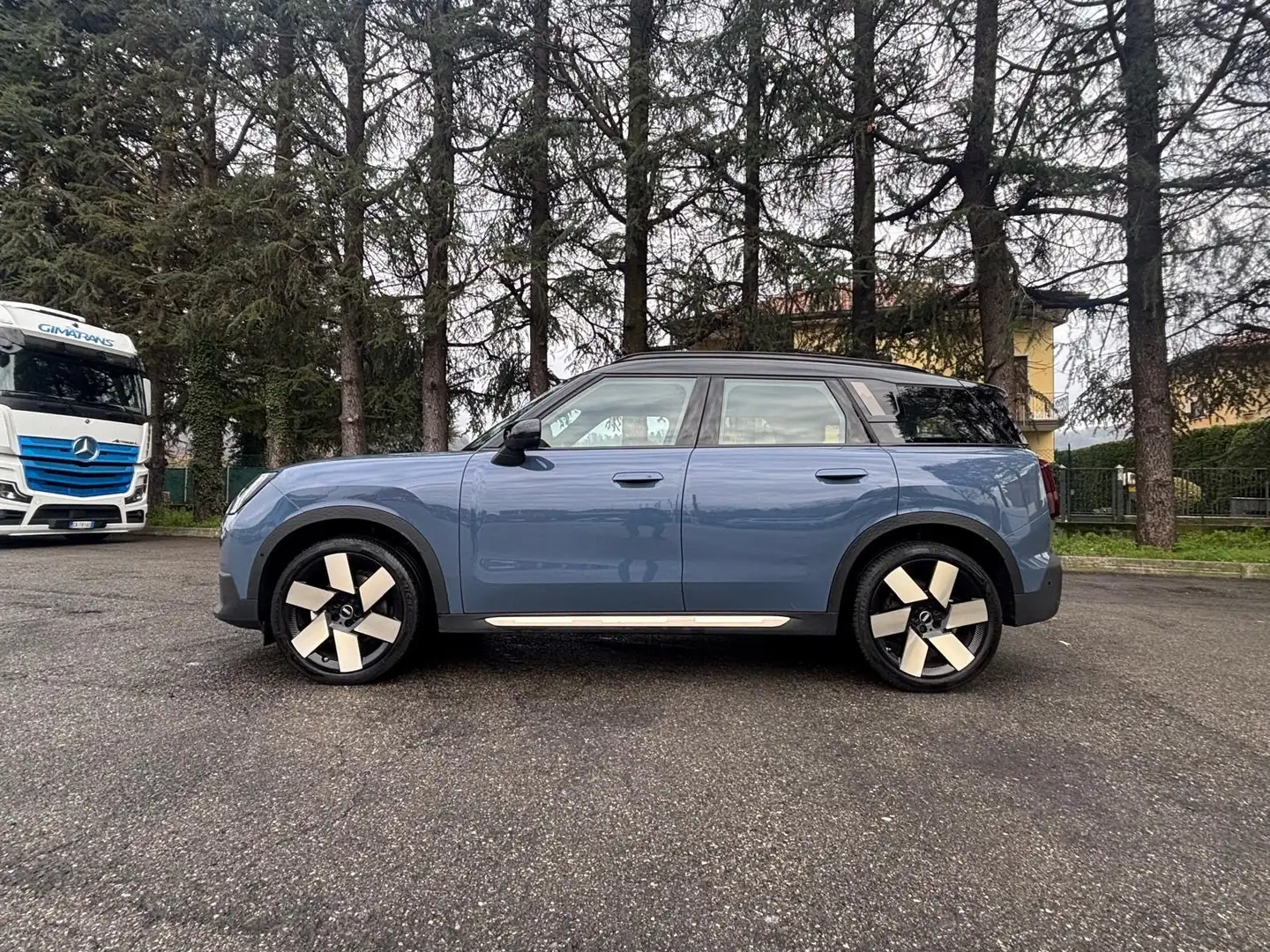 MINI Countryman C Favoured Синій - 1