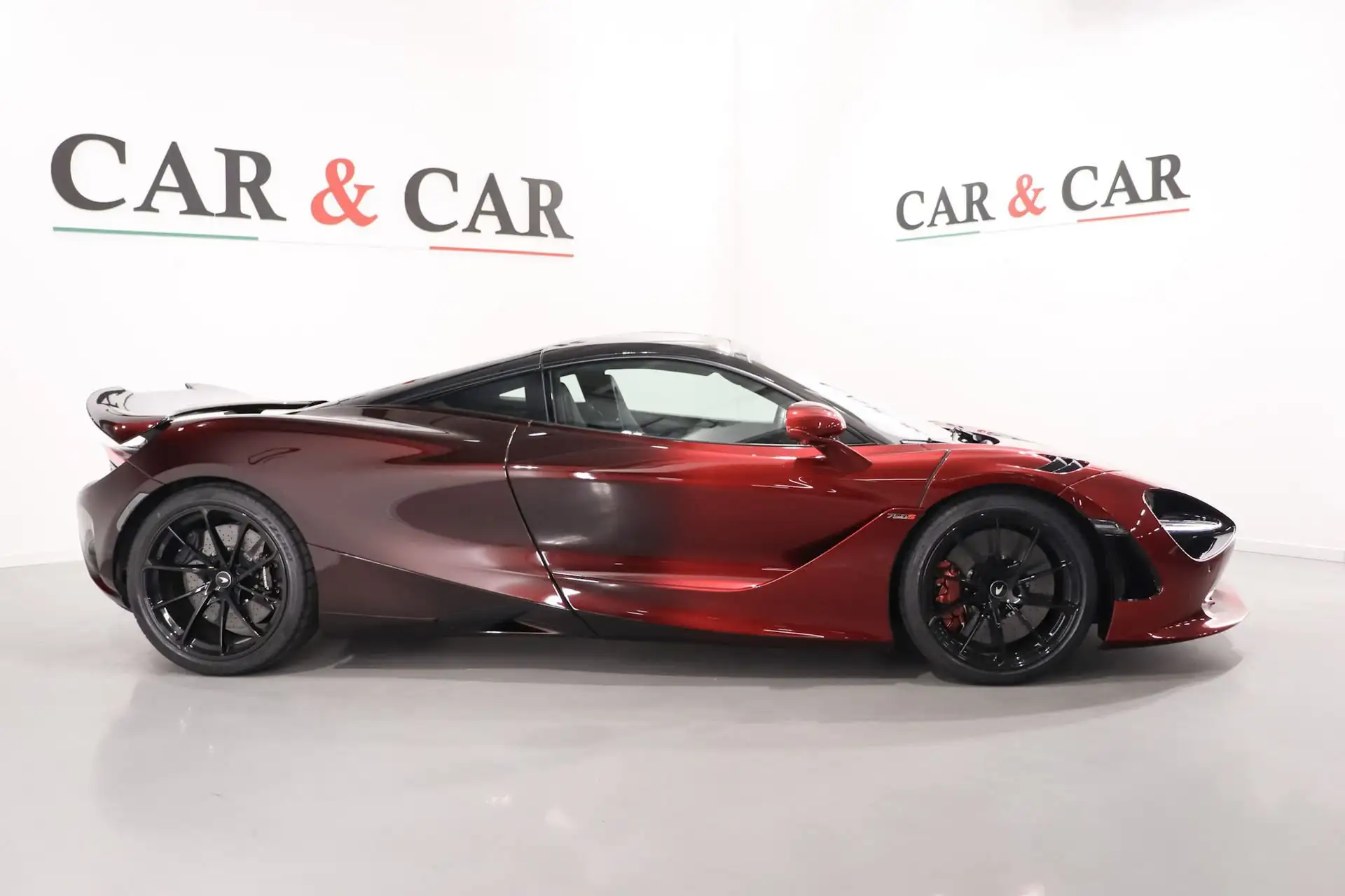 맥라렌 750S 750 2024 레드 사진 5