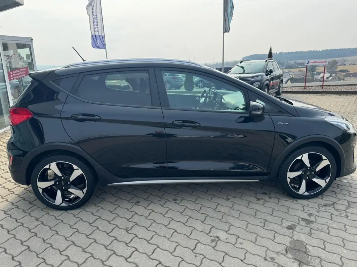 Ford Fiesta 1.0 EcoBoost S&S ACTIVE COLOURLINE Nero - 2