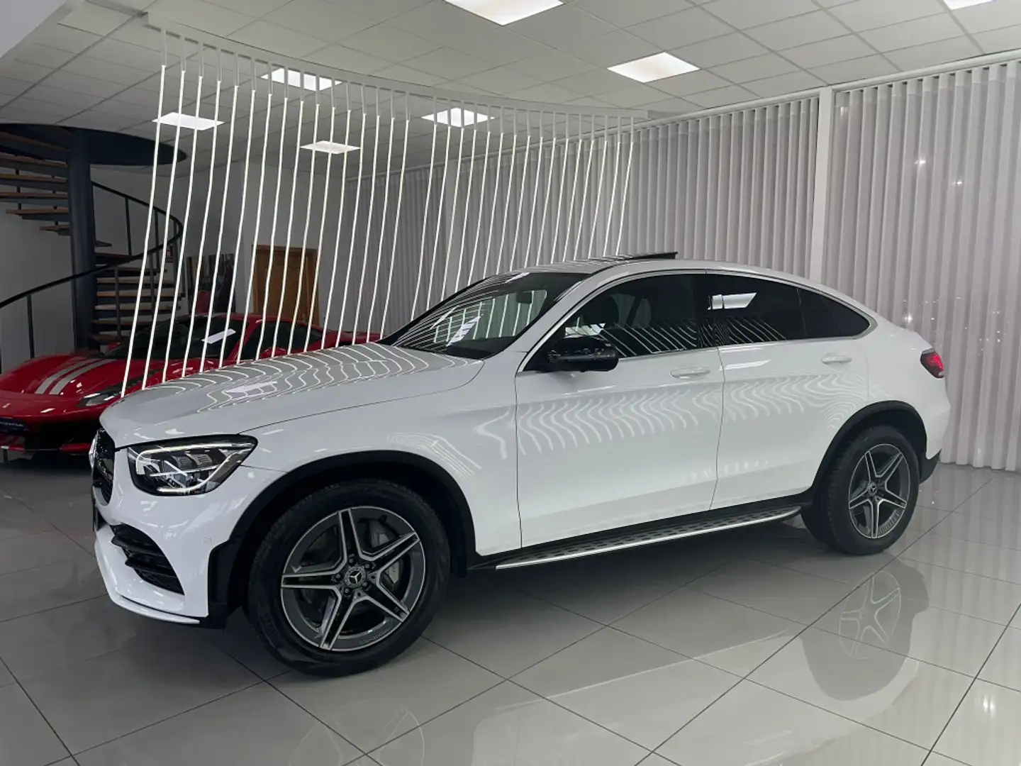 Mercedes-Benz GLC 220 Coupé 220d 4Matic 9G-Tronic Blanc - 2